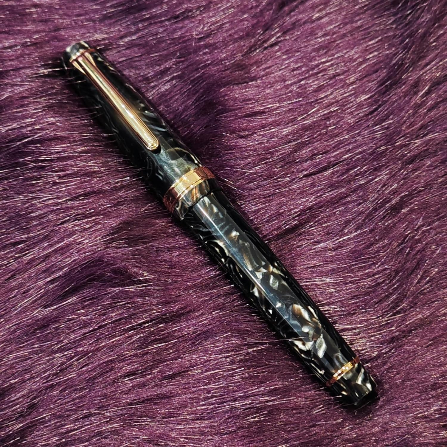 Premium Fountain Pen, Resin Acrylic Material, Fine Nib, Retractable Design, Black Ink, Waterproof, Dragon Theme, for Adults (Marble Black)