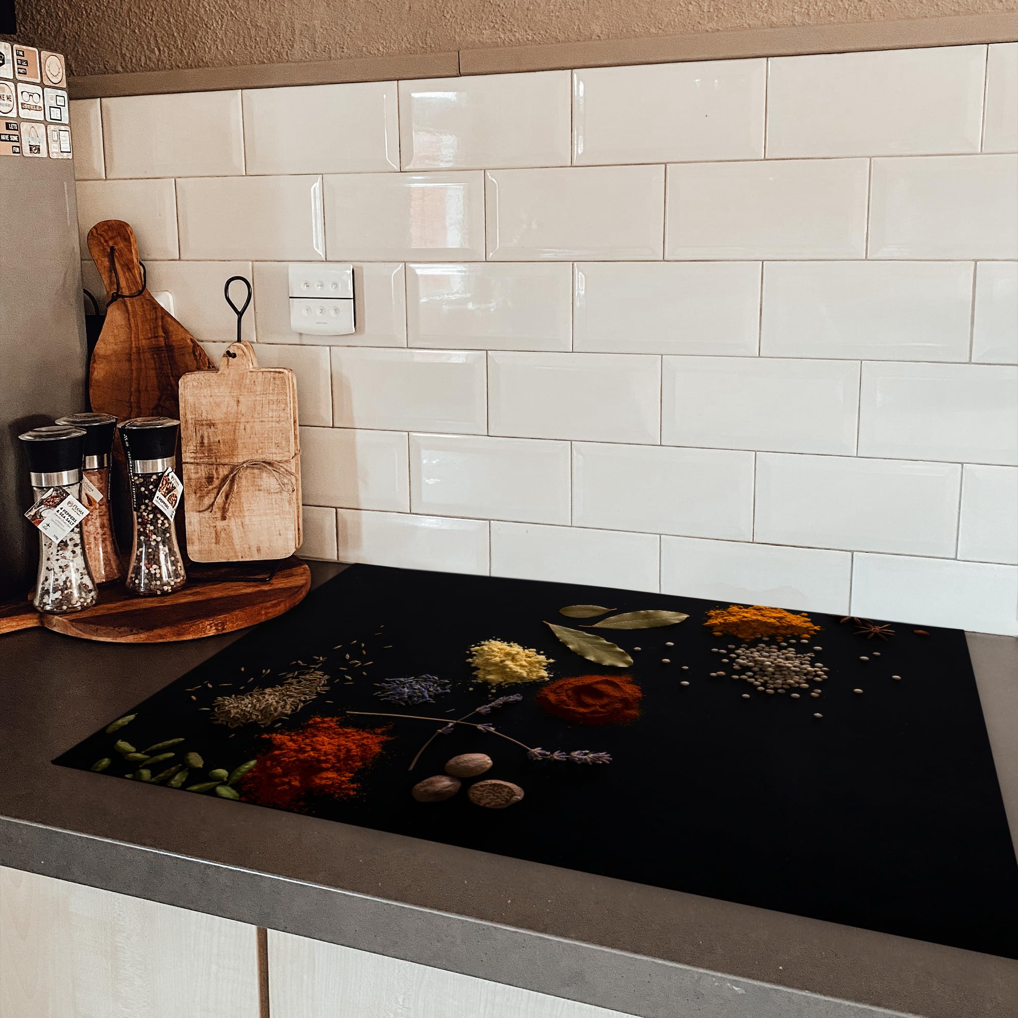 KitchenYeah© Inductie Beschermer 77x51 cm Keuken Decoratie Kookplaat Beschermer voor Inductiekookplaat Afdekplaat Anti Slip Mat - Marmer - Goud - Zwart - Marmerlook - Luxe - Glitter