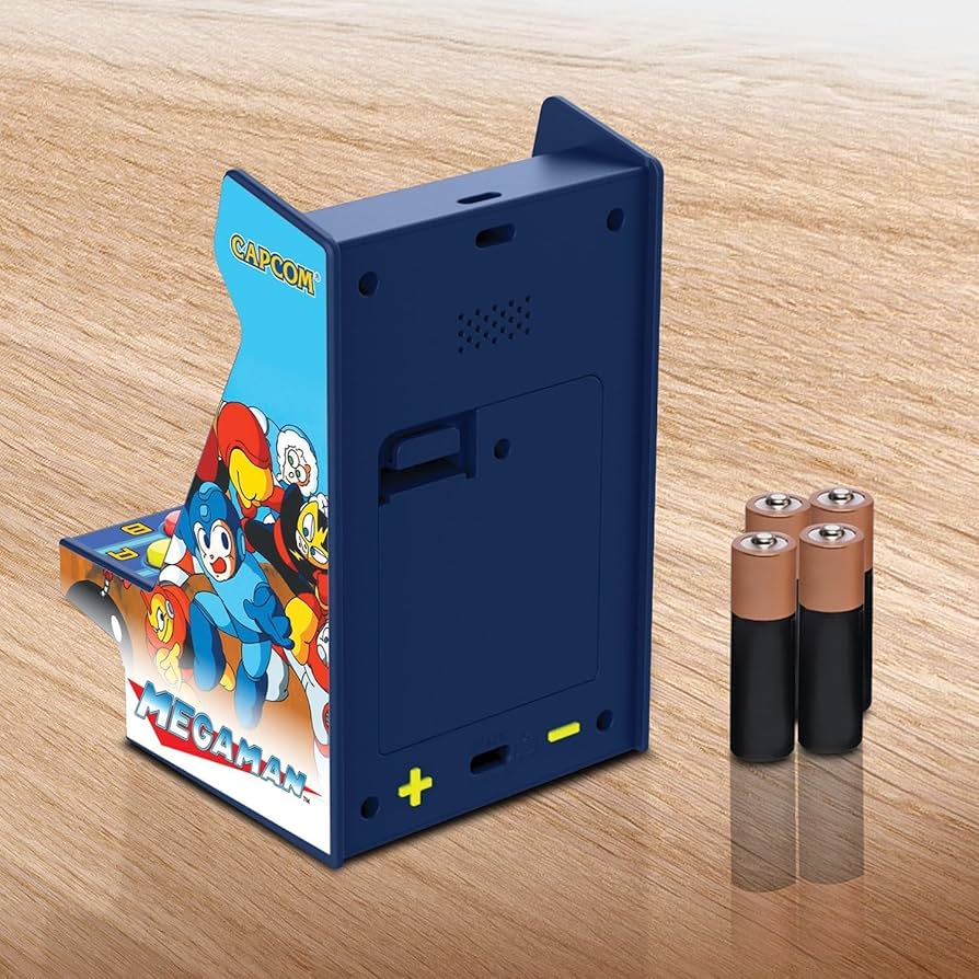 My Arcade ロックマン ナノプレーヤー プロ ポータブル レトロ アーケ Amazon.co.jp: My Arcade ロックマン ナノプレーヤー プロ