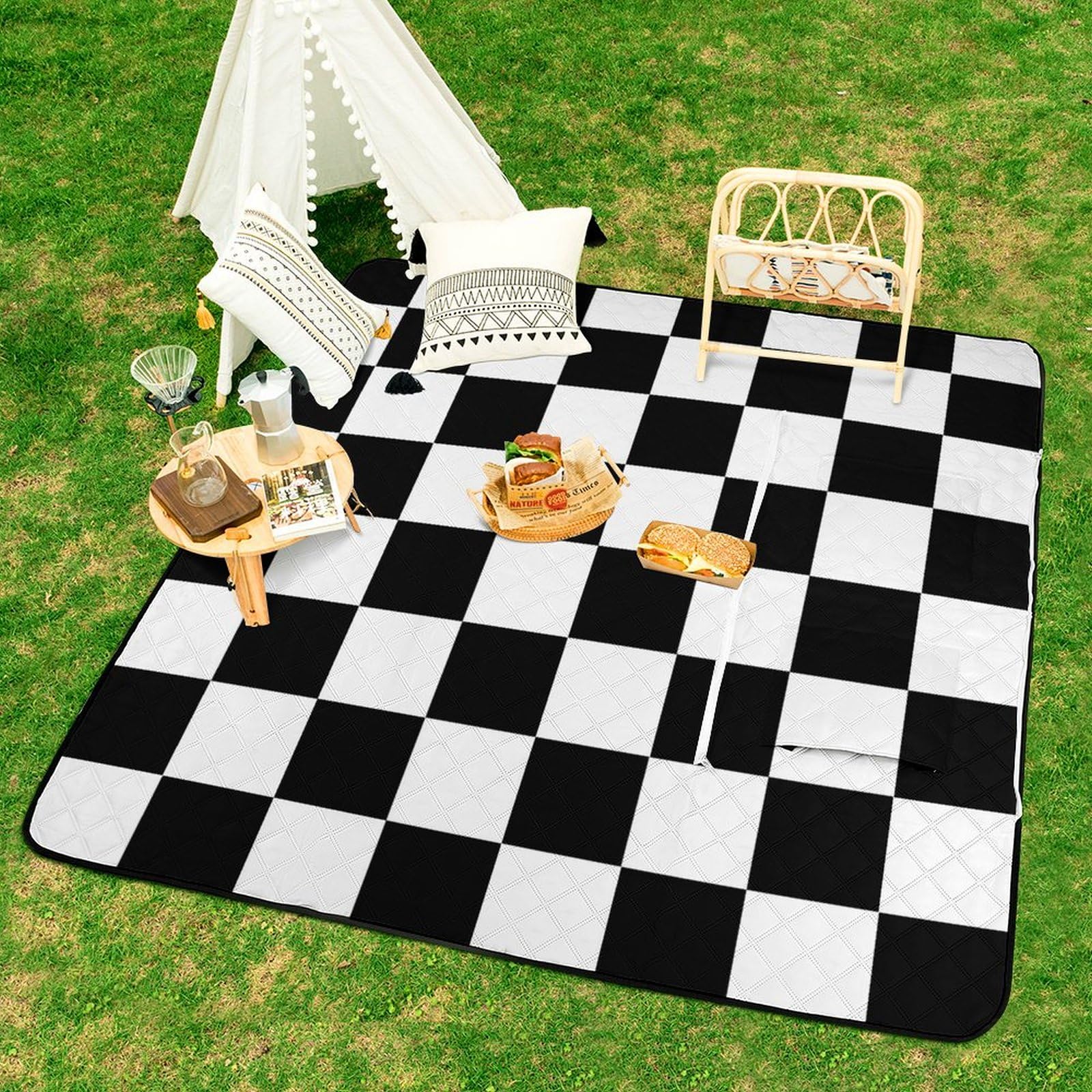 Surwin Picnic Blanket Waterproof, 3D Checkerboard Pattern Extra Large Outdoor Picnic Mat 2 in 1 Picnic Rug Convertible to Shoulder Bag, 150x150cm Beach Picnic Rug Beach Blanket (Black)