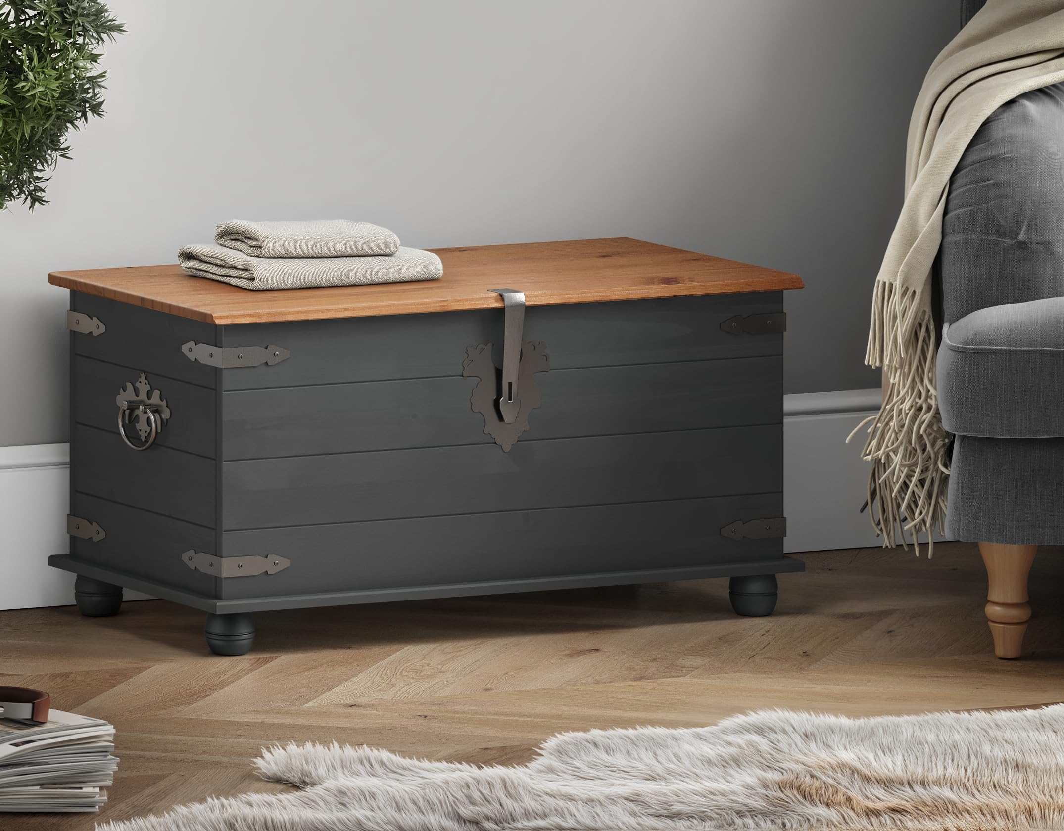 Mercers Furniture Corona Blanket Box Storage Chest Charcoal Solid Pine