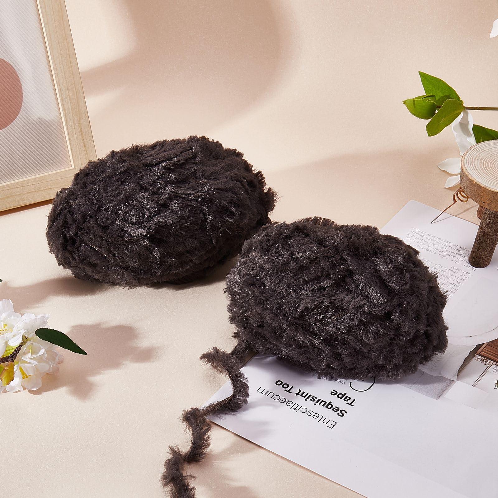 BEEFLYING 2 Roll Super Soft Fur Chunky Fluffy Faux Fur Yarn for Crochet Knit Blanket Rug Clothes - 2×30m(2×32.8yds,51g×2)-Gray - Image 3