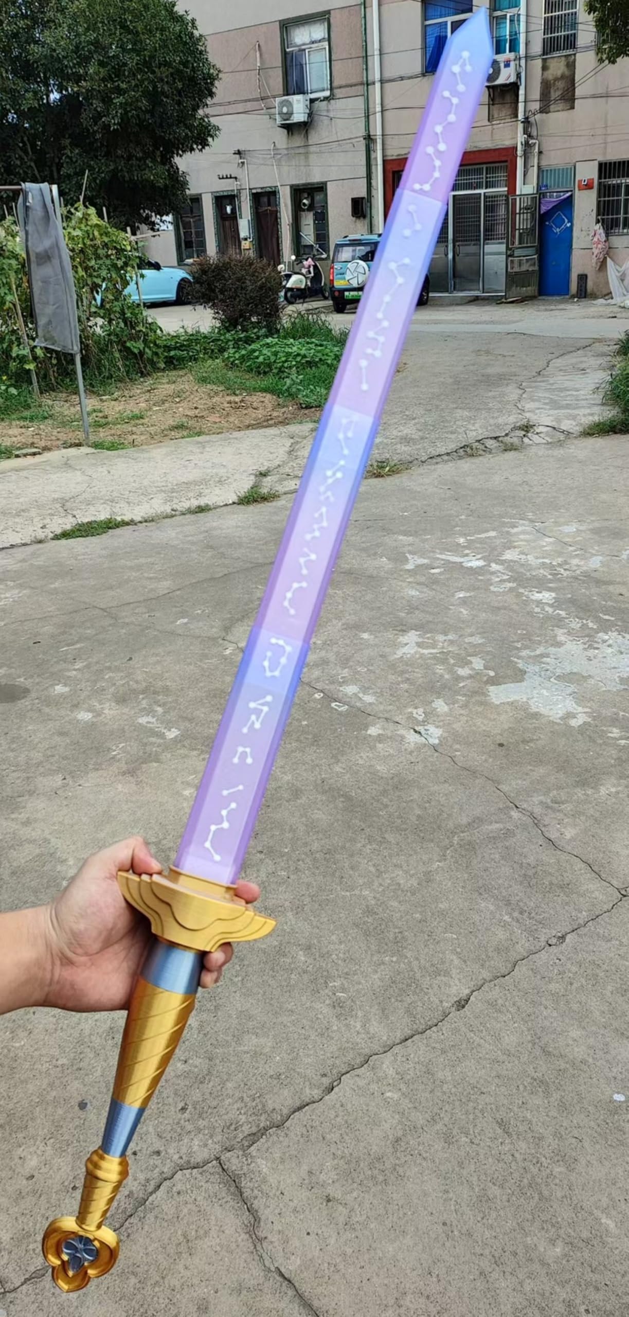 Générique Épée de Cosplay imprimée en 3D, Accessoire de Cosplay d'épée télescopique, Un Accessoire coloré, idéal pour Les conventions d'anime, Les Festivals et Les soirées à thème.