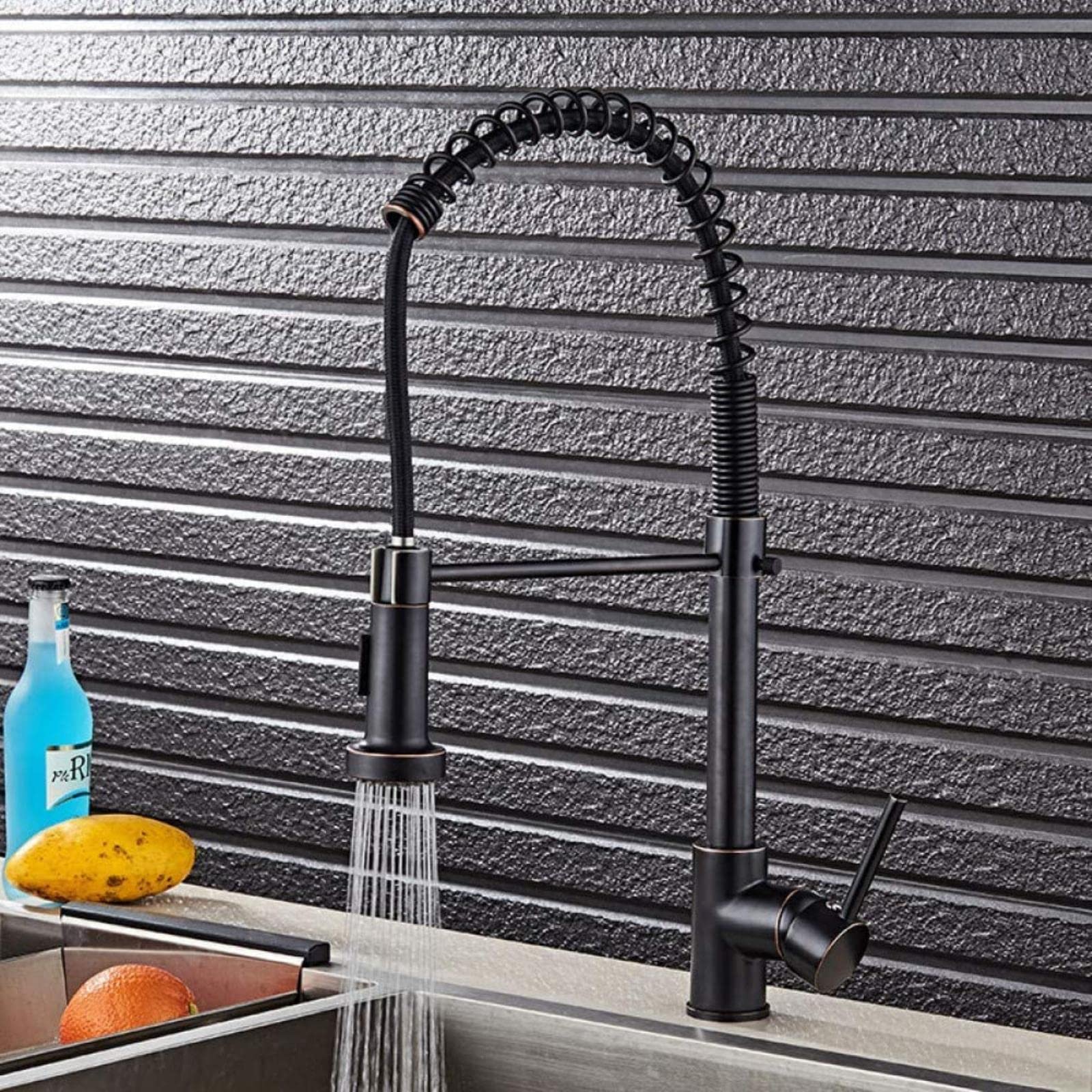 Robinet cascade pull down noir en laiton pour évier de cuisine