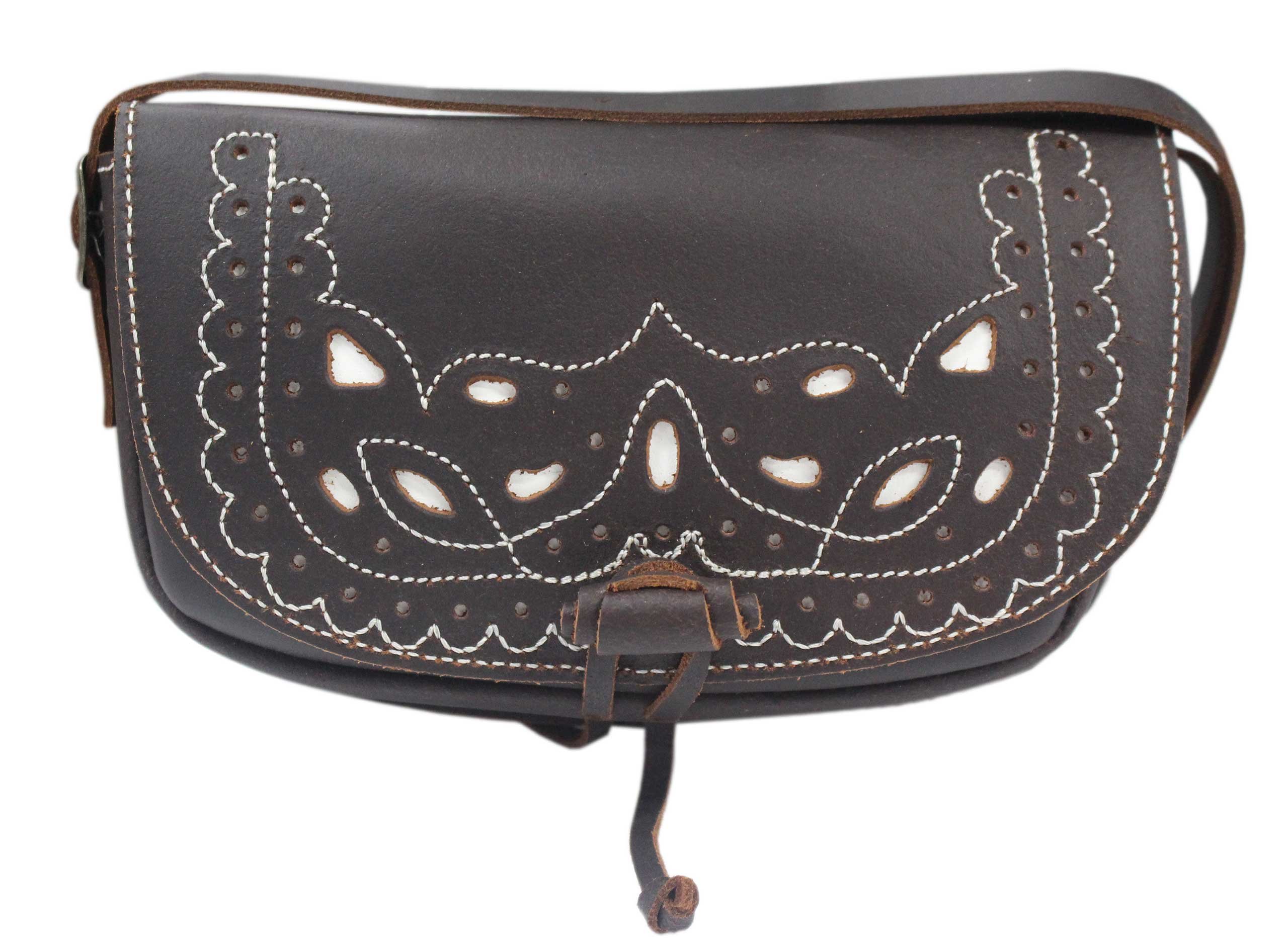 Marrón Chocolate, Bolso Bandolera en piel Ubrique convertible Riñonera de mide: 20x12x5cms. Diseño Bordado artesanal. Tamaño perfecto para llevar el movil, llaves, pañuelos.