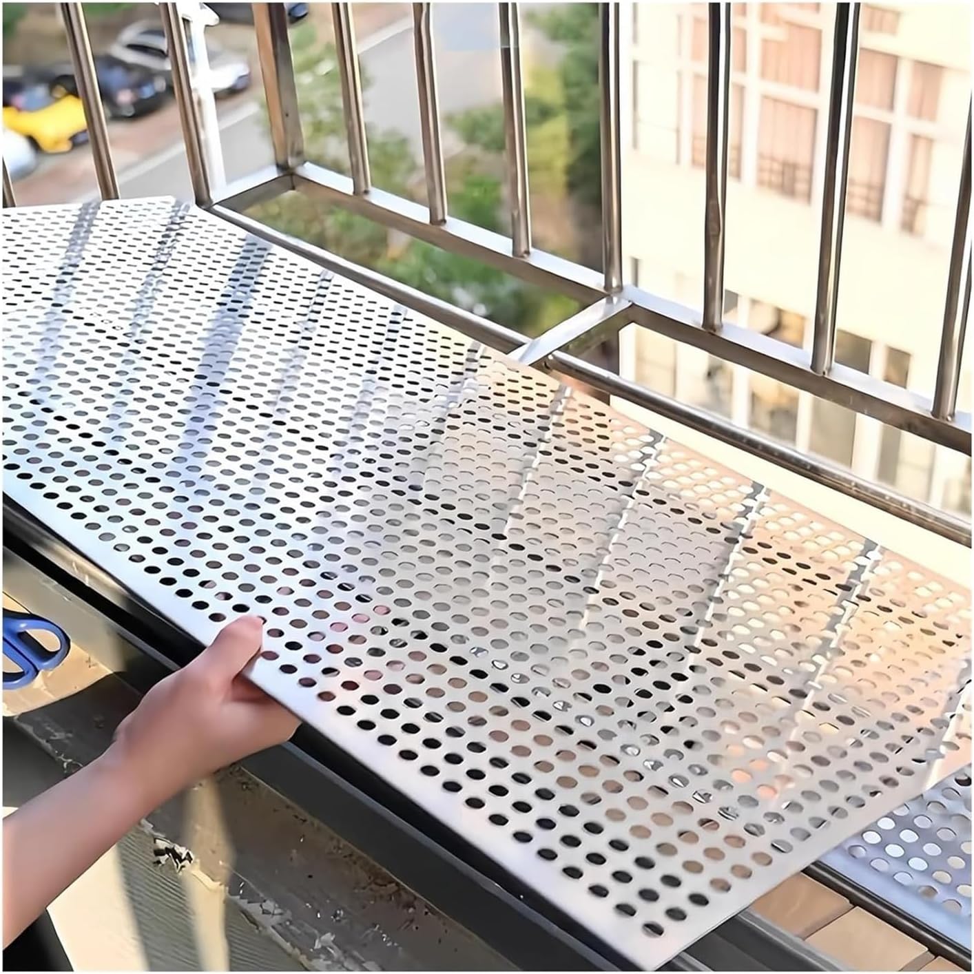 SCITOY Perforated Metal Sheets Expanded Metal Mesh Screen Panel Decorative Panel, for Ventilation and Fume Filtration Expanded & Perforated Sheets(5mm Mesh,10x10cm)