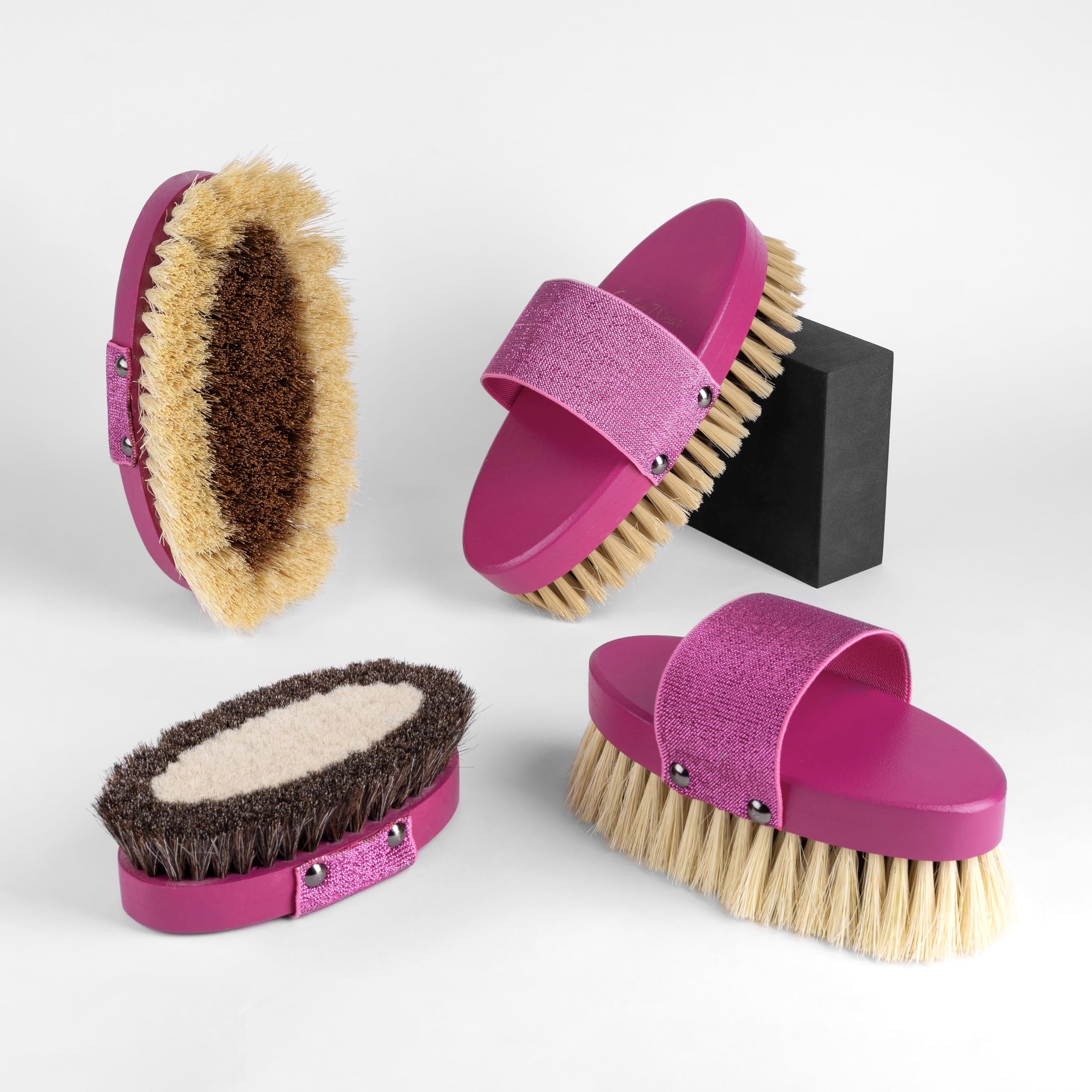 Juego de cepillos para caballos de materiales naturales, juego de cuidado de caballos de 4 piezas hecho a mano para jinetes profesionales y amantes de los caballos, limpieza suave e intensa