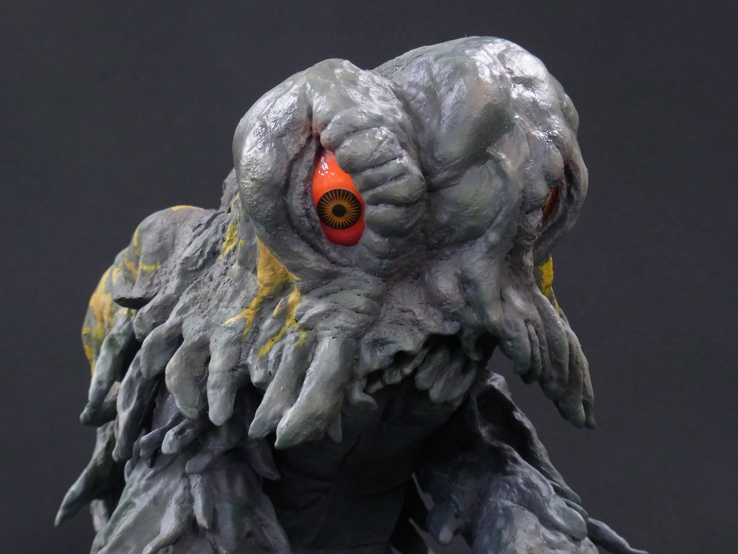 Amazon.co.jp: 東宝大怪獣シリーズ ヘドラ (上陸期) (PVC製塗装済み