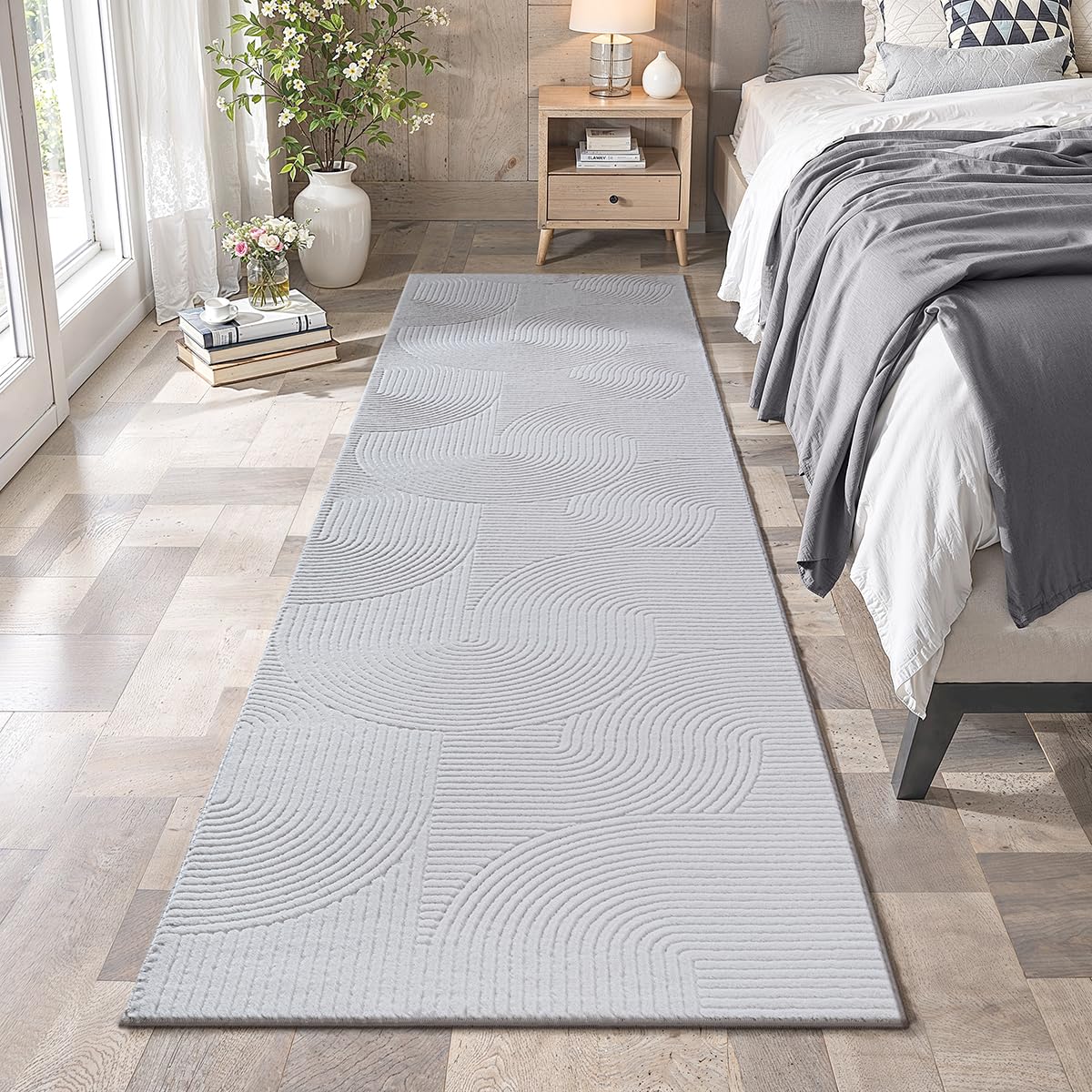 the carpet Rio - modern and soft carpet with non-slip backing and 3D look, fluffy surface, easy-care and robust, white, 80 x 300 cm โ image 1