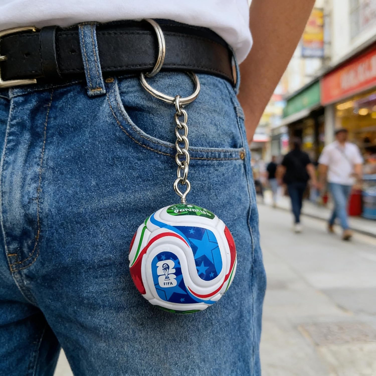 1Piece Mini Soccer Ball Keychain,3D Football Pendant Keyring,Sports Fan Accessory for Backpacks and Keys(Multicolored)