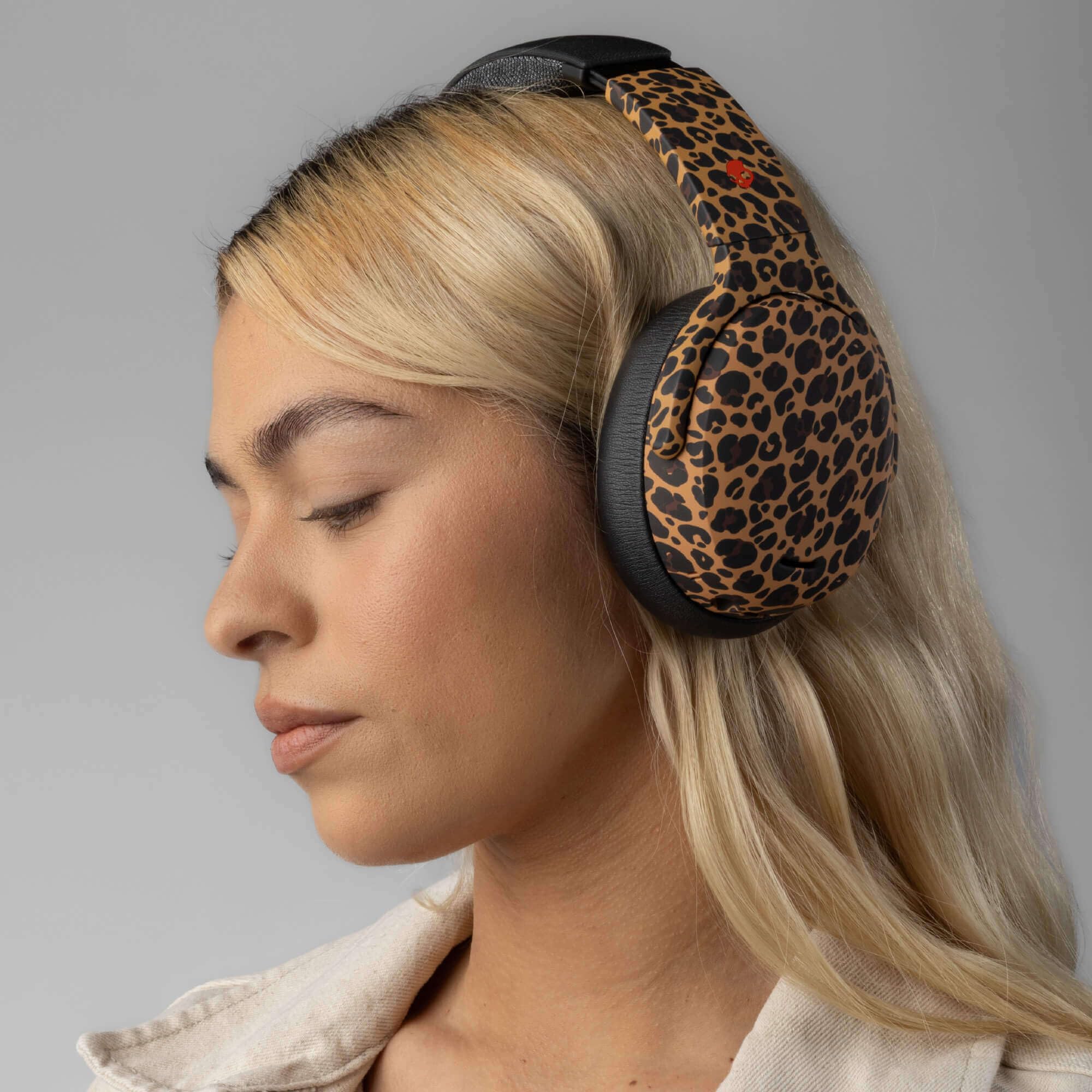 Skullcandy Crusher ANC 2 Wireless Over-Ear Bluetooth Headphones with Multi-Sensory Bass, Active Noise Cancelling, Up to 60 Hours Battery, Microphone for iPhone Android - Leopard
