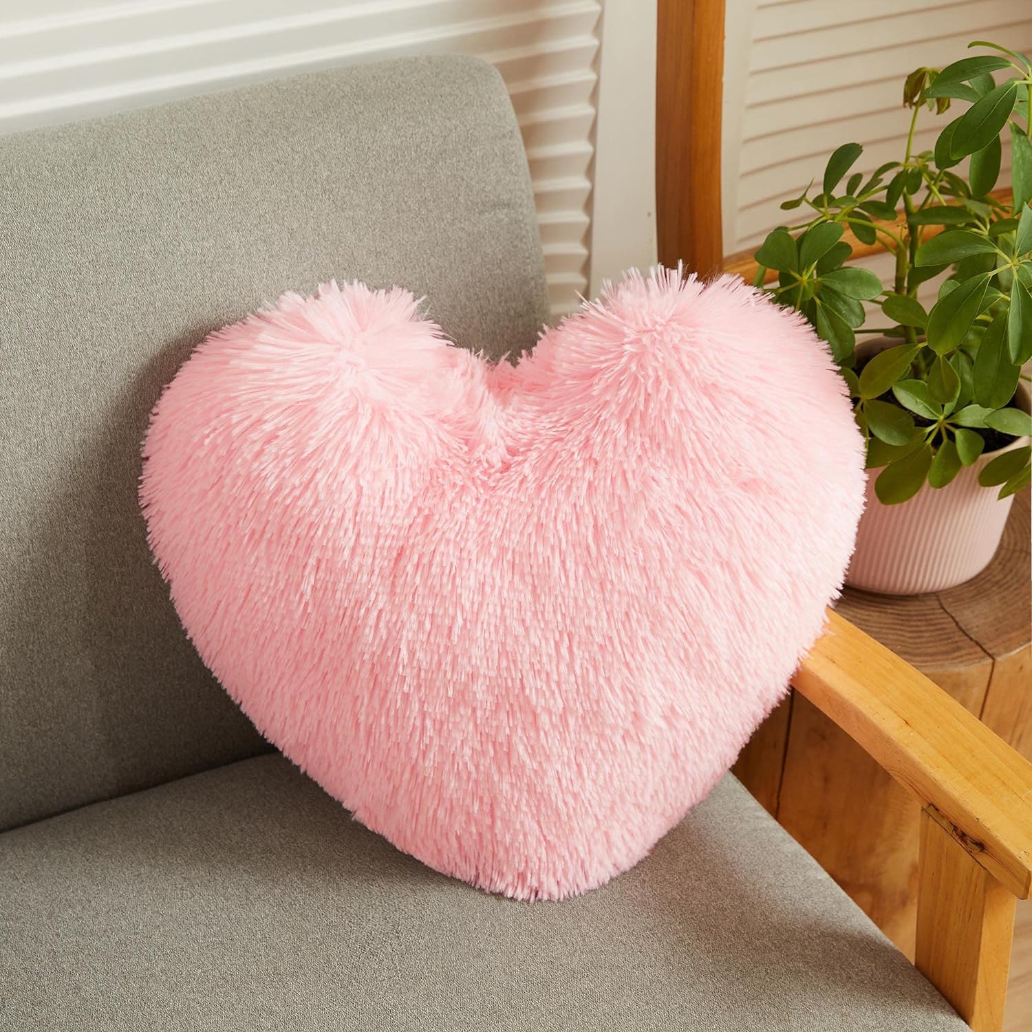 Homes-Linen Pink Teddy Cuddles Heart Shape 3D Fleece Filled Cushion Soft Comfortable Warm & Cozy Home Decor Size 38Cm 100% Polyester Teddy Heart Cushion (Pink)