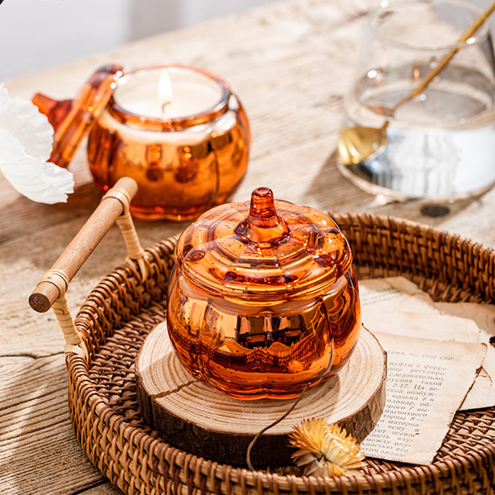 Weihnachtsdeko Herbstdeko Duftkerzen, 2er Pack Kürbis Deko Duftkerzen für Herbst Weihnachten Deko Geschenk, Sojakerzen für zu Hause, Große Kerze im Glas mit 2 Dochten, 90 Stunden Brennzeit (Lavendel)