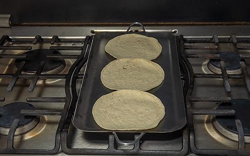 Miniatura 3 de Comal Para Tortillas Grandes Para Estufas para Tortillas y Quesadilla Acero al Carbono Mango de Metal Resistente (8.25x16.5 pulgadas)