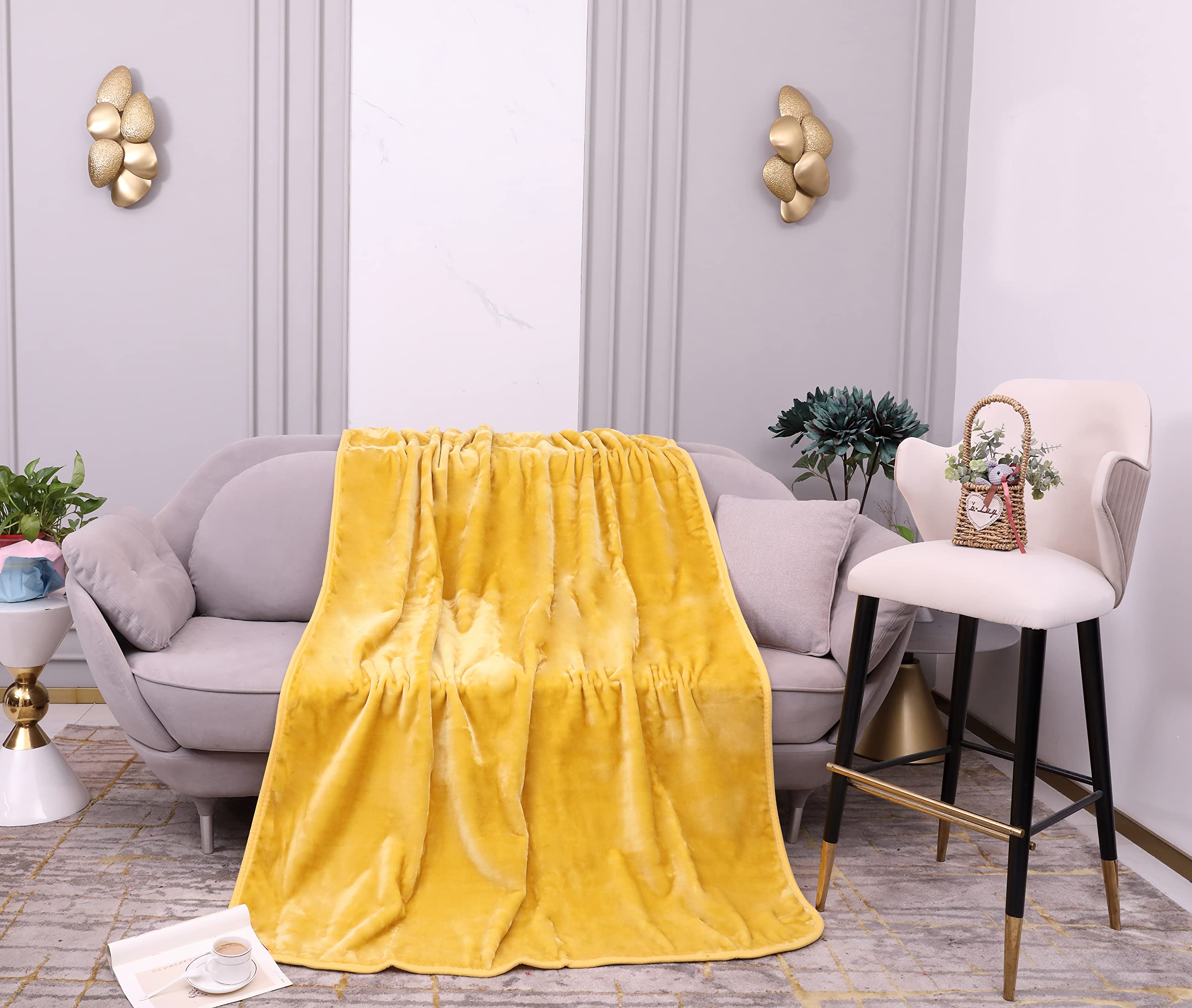 La Maison Soft Faux Velvet Luxury Mink Blanket Super Soft Throw Over Sofa Bed Blanket Large 150cm x 200cm Double (Ochre)