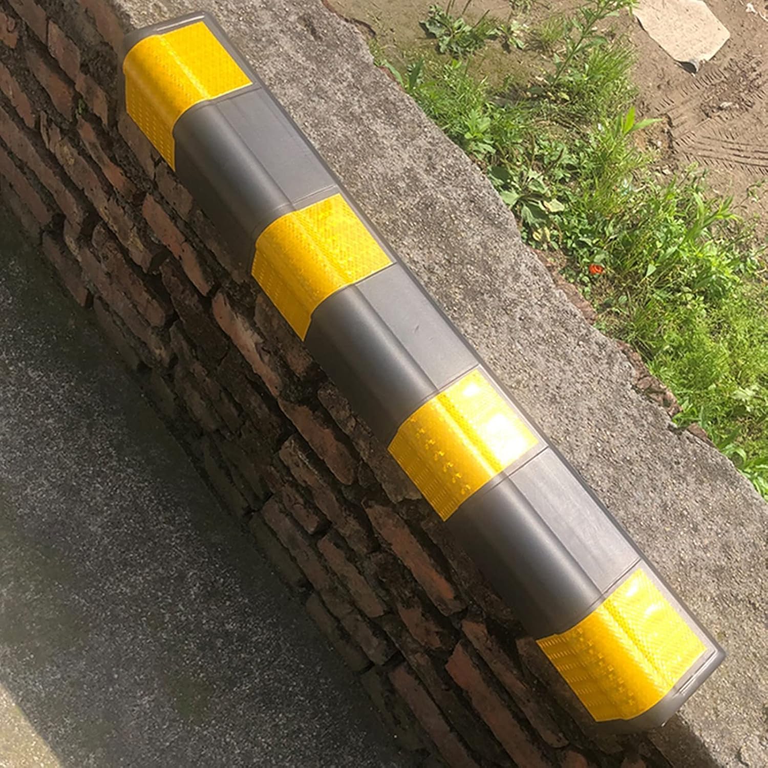 Garage Wall Protector,Wall Corner Protector, Parking Garages Arc Warehouse Rubber Column Reflective Garage Protection Wall Corner Guards,Yellow,5pcs,120cm