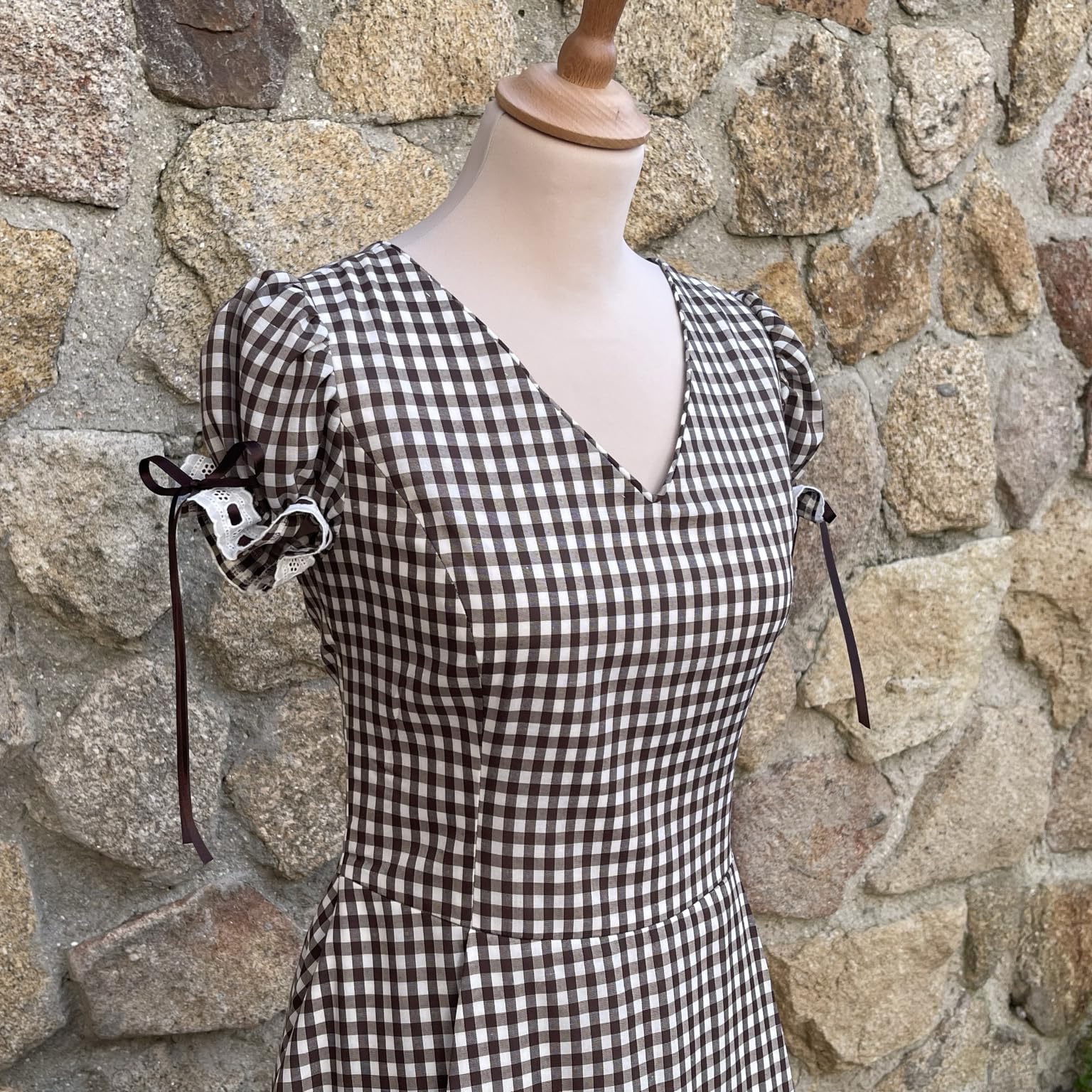 Patrón de Costura: Vestido Flamenco de Mujer para Romería - Tutorial en Vídeo y Patrón Multitalla en Papel (Tallas 36 a 52) para Hacerlo Tú Misma.