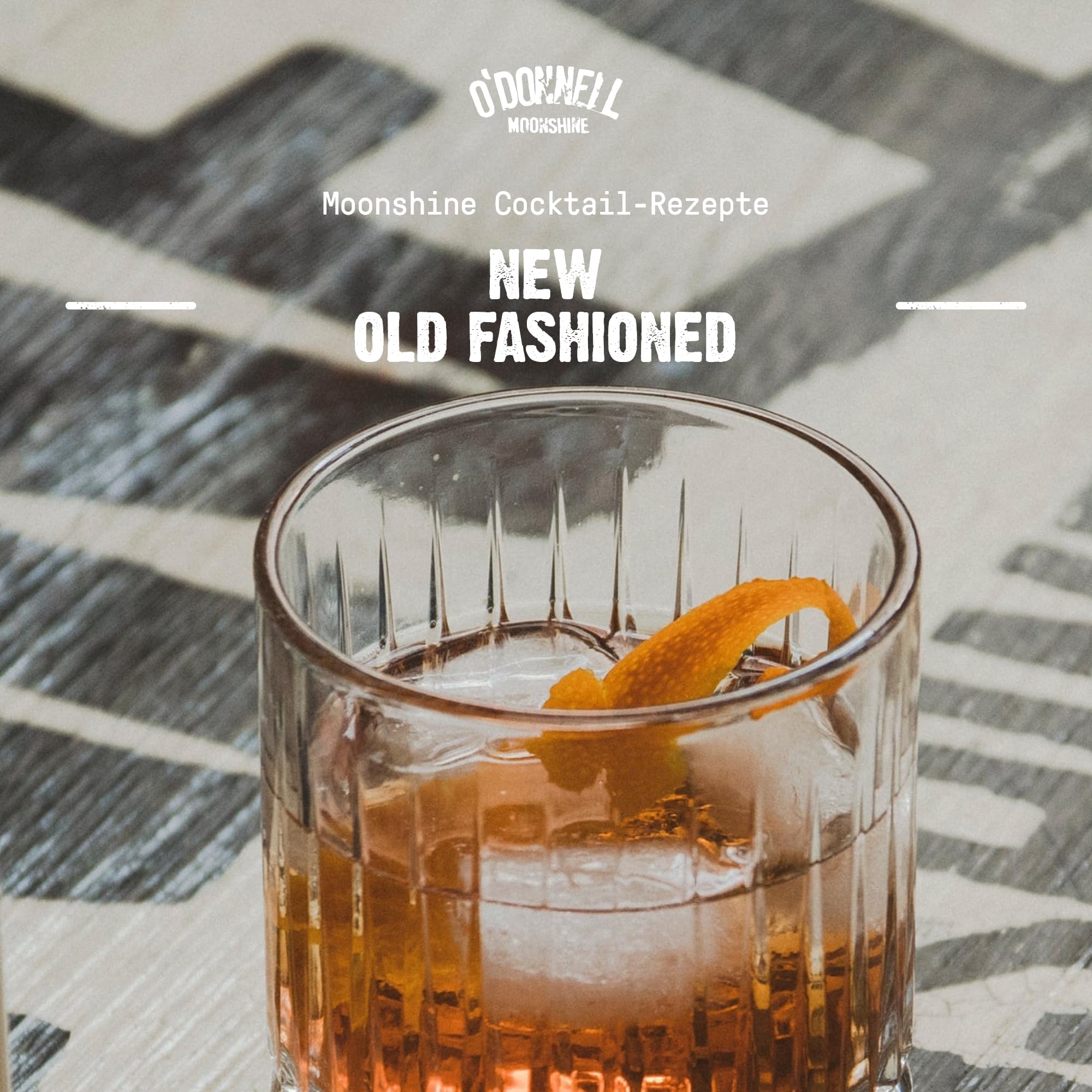 O'Donnell Moonshine Haselnusslikör Harte Nuss Geschenkset (+ Ausgießer) – Nuss Likör mit Whiskey & Karamell Geschmak (700ml) in Original Mason Jar – 25% Premium Spirituose Made in Berlin