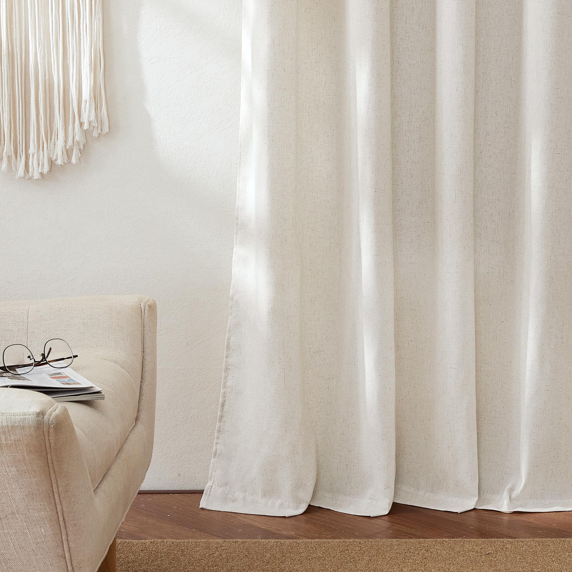 KGORGE Rideau Voilage Lin - Beige Naturel Rideaux Voilages avec Oeillets, Decoration Maison Fenetre Chambre Salon, Panneaux Draperies Intérieurs Largeur 140cm et Hauter 240cm, Lot de 2