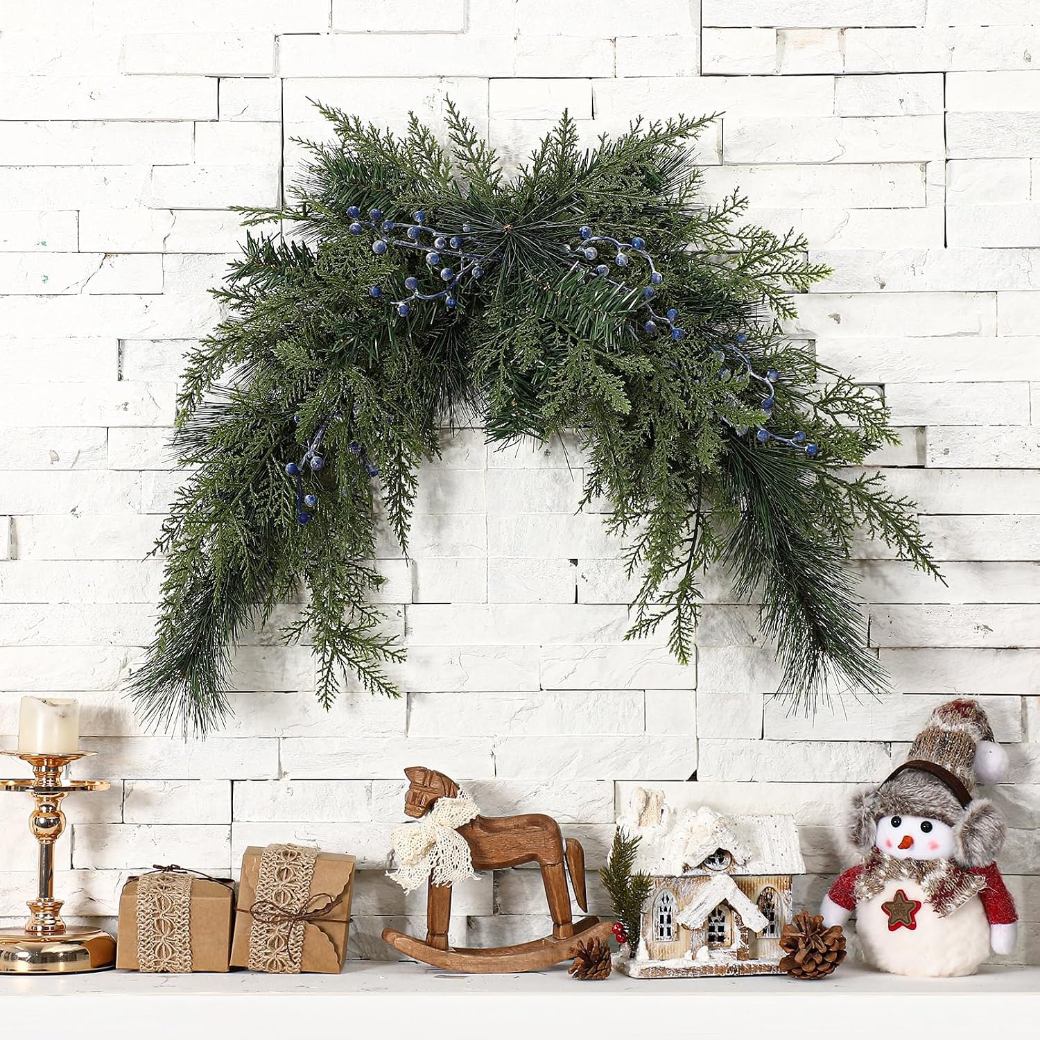 Giegxin 32" Christmas Artificial Juniper Swag Blueberries Crescent Front Door Decoration Mailbox Swag Pine Cedar Xmas Juniper Swags for Windows Wall Mantel Fireplace Table Stair Decor Indoor Outdoor