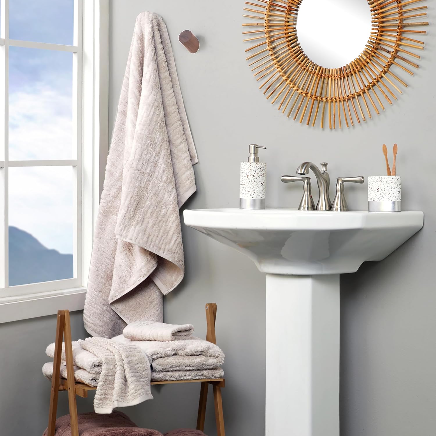 SKL Home CloudSoft Cotton Luxury 4-Piece Washcloth Set, Oatmeal - Image 4