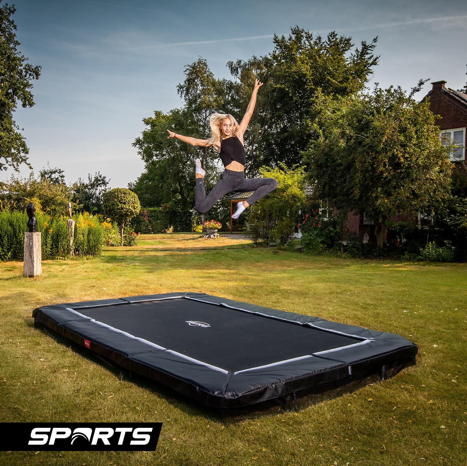 BERG Sports Favorit InGround Trampolin rund | Airflow-Technologie für 50% mehr Sprungkraft | SoloSpring Federn | UV-beständiger Schutzrand | verzinkter Stahlrahmen | wetterfest & sicher