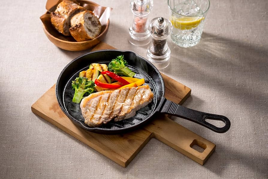 鋳鉄製 スキレット 脚付き グリル 81KBtPUCzNL._UF894,1000_QL80_.jpg