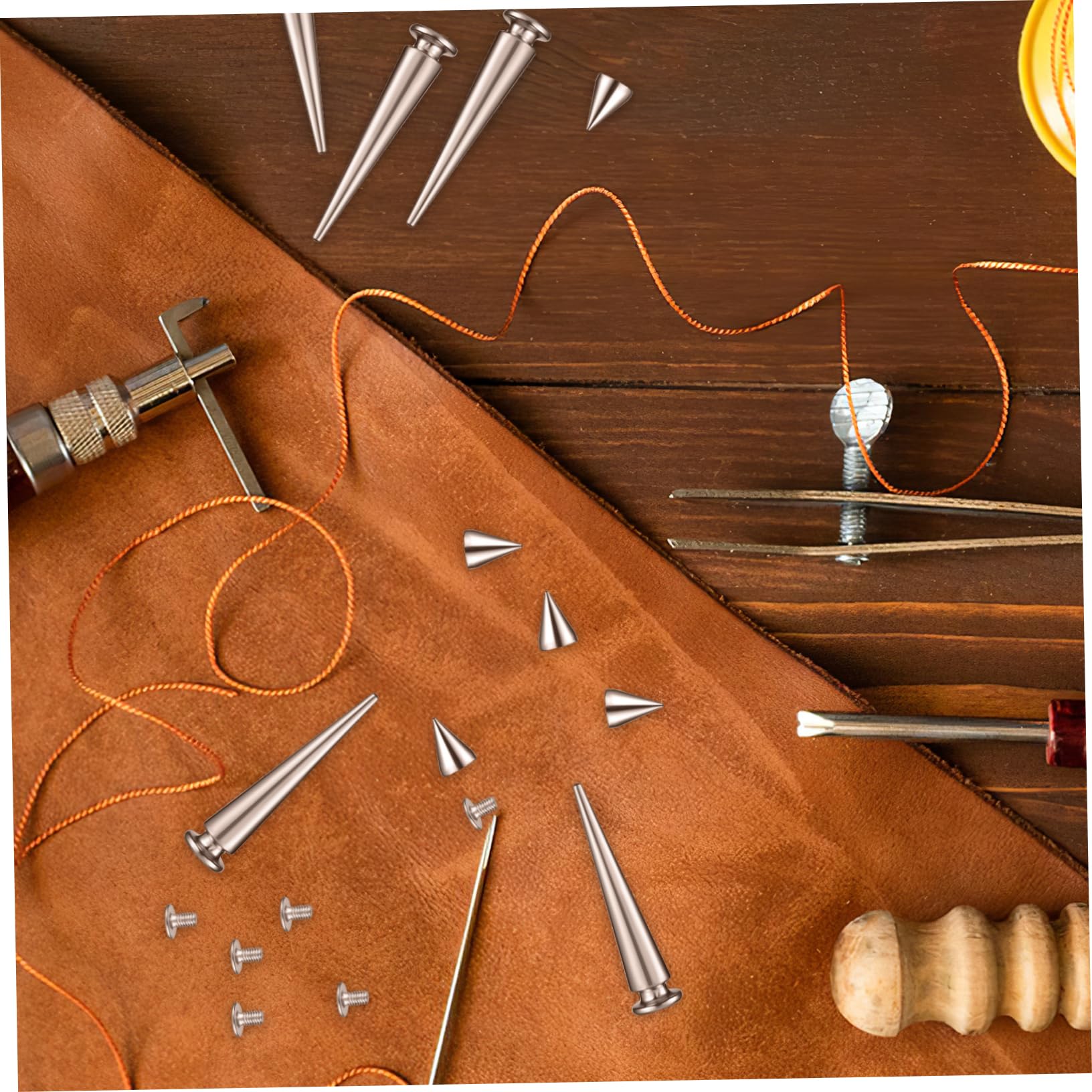 HOMSFOU Remaches Punk Con Púas Para Diy Accesorios De Cuero Clavos Metálicos Para Ropa Y Decoración Para Chaquetas Cinturones Y Calzado 40 Piezas X 5