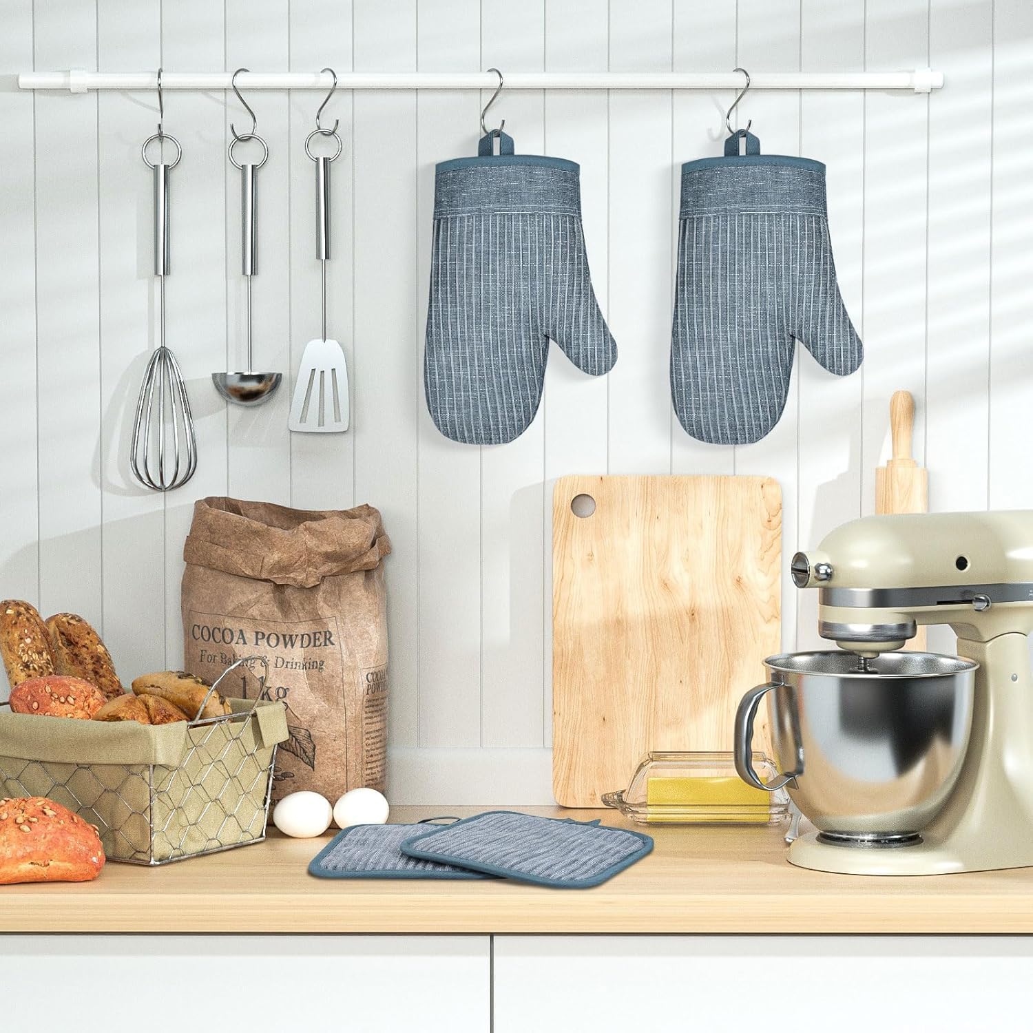 Silicone Oven Mitts and Pot Holders, Heat to 500F with Non-Slip Grip in Blue