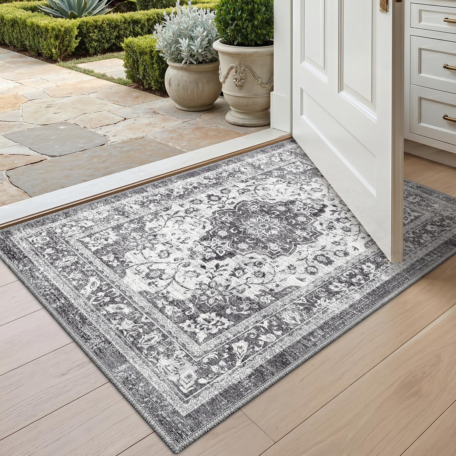 DEXI Indoor Door Mat 60 x 90 cm, Non-Slip Washable Entryway Floor Mats, Absorbent Thin Vintage Carpet Runner Rugs for Kitchen, Laundry, Bedside, Grey