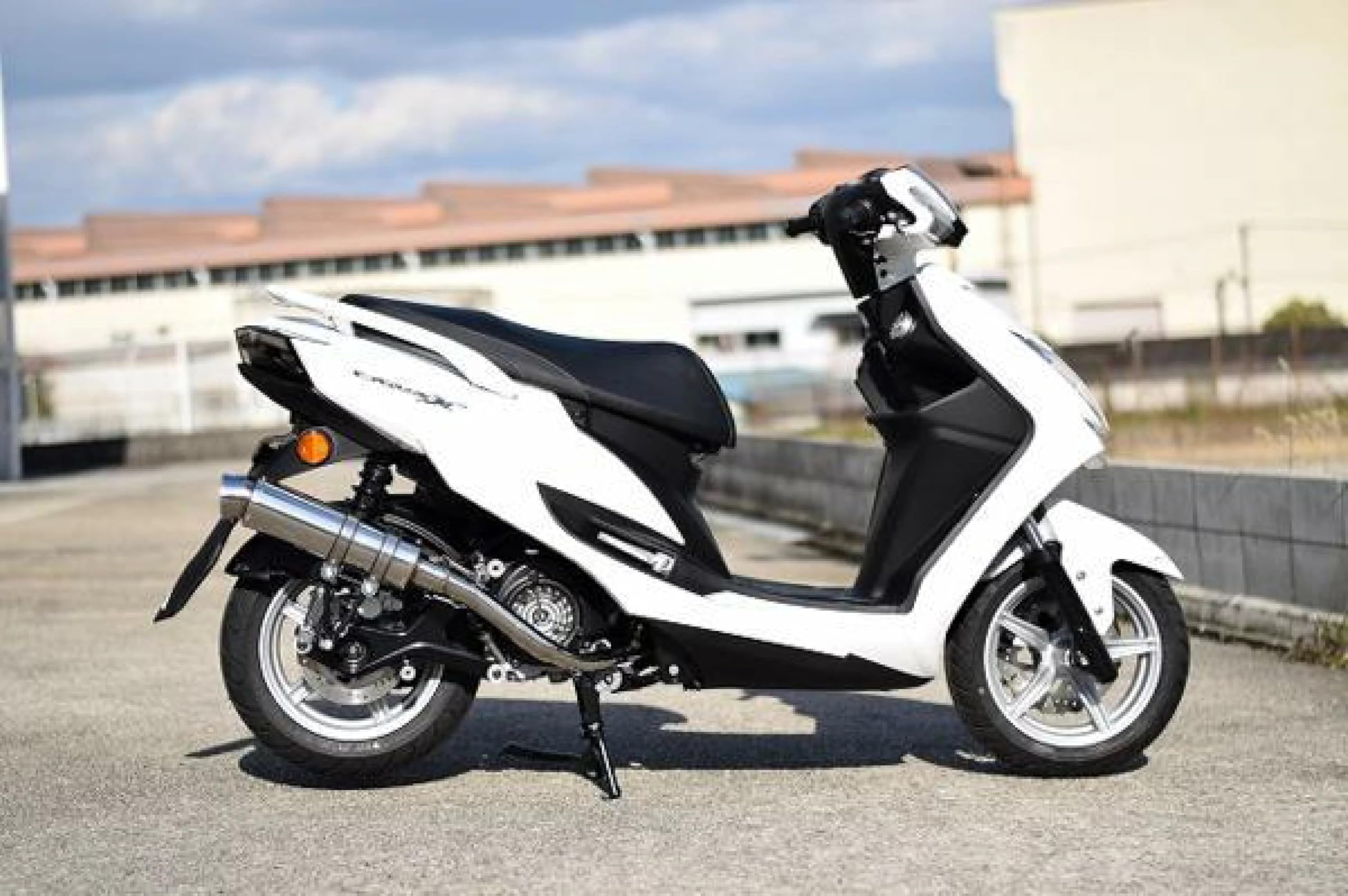 Amazon | シグナスX SR バイクマフラー 4型 5型 EBJ-SEA5J 2BJ-SED8J