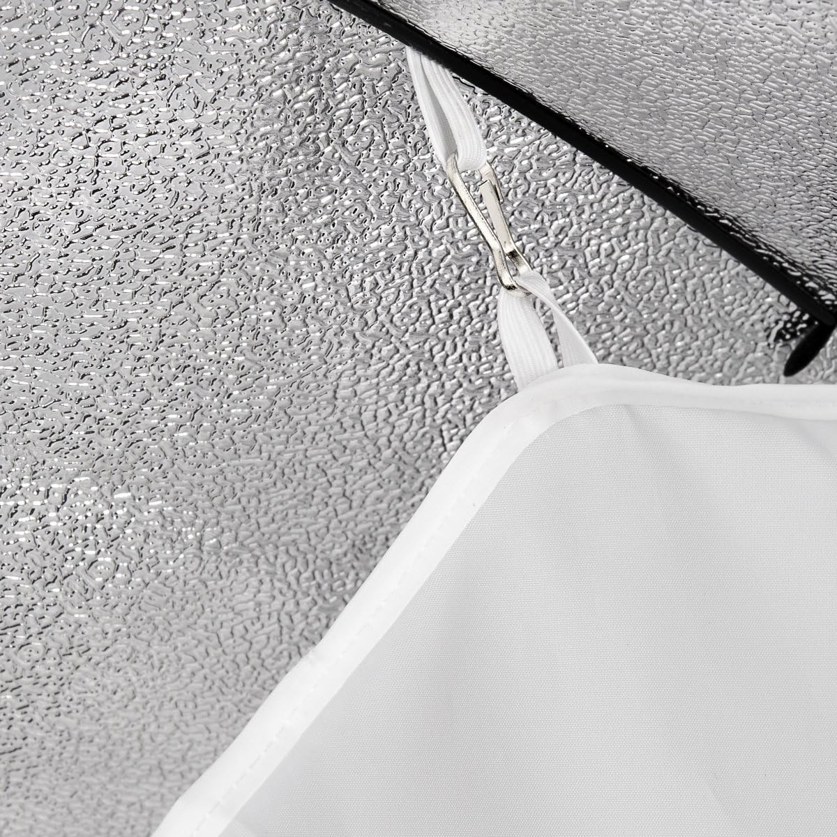 Close-up of an internal clip for attaching the diffuser inside the softbox.