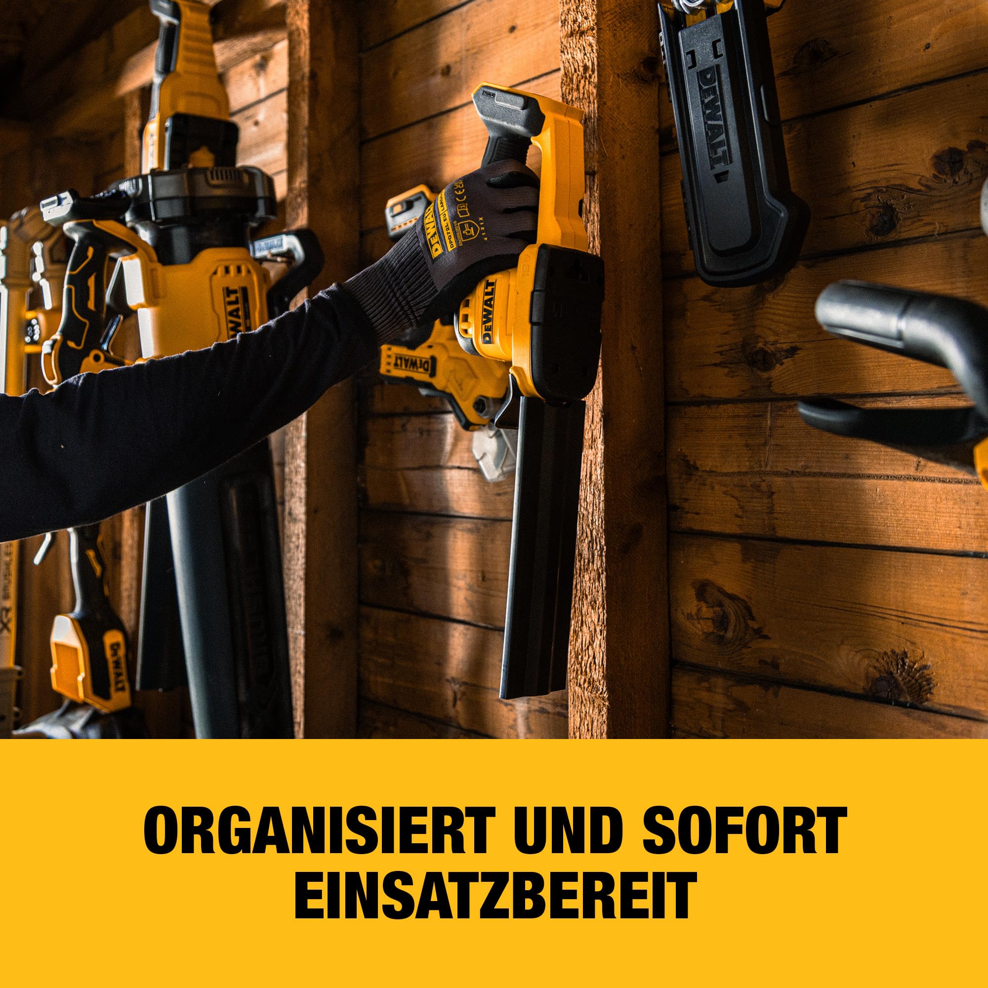 DEWALT Kompakte Heckenschere 18 V XR 20 cm mit vollflächiger Klingenhülle und Aufhängehaken. Leicht, Präzisionsklingen, XR-kompatibel, nur Werkzeug, DCMHT520N-XJ