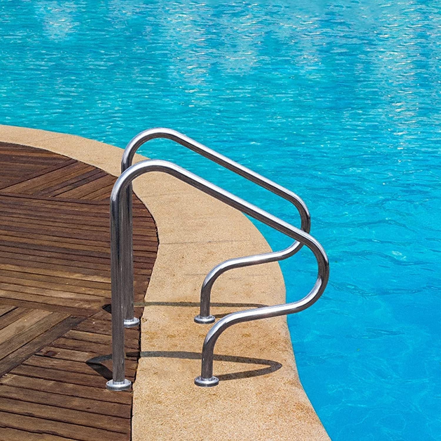 Rampe de piscine en acier inoxydable durable pour entrée de bassin sécurisée
