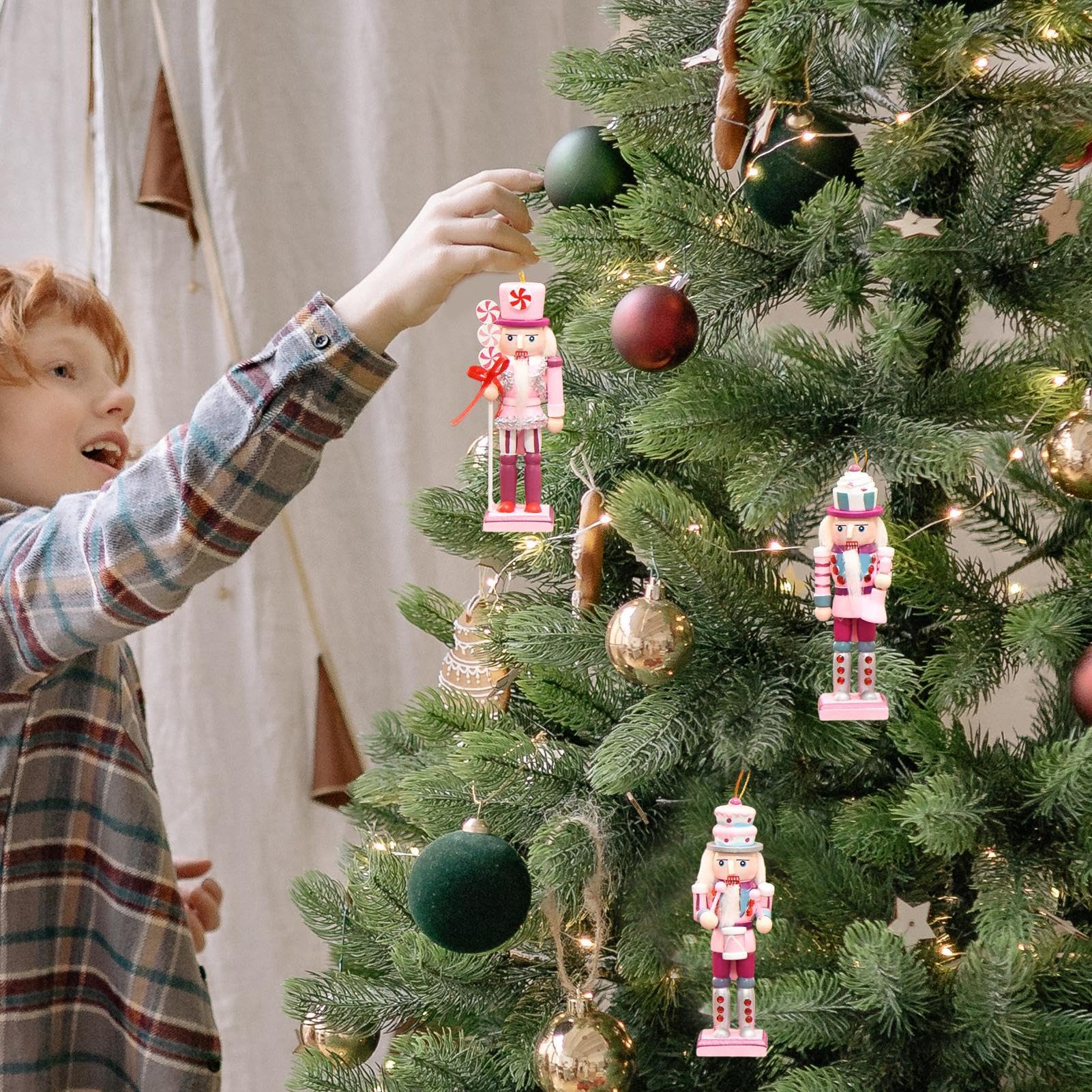 カルディ クリスマスグッズ くるみ割り人形 オーナメント カルディ