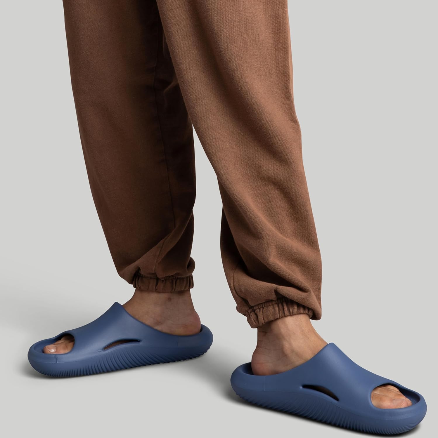 Crocs Unisex Adult Mellow Recovery Slides - Image 5