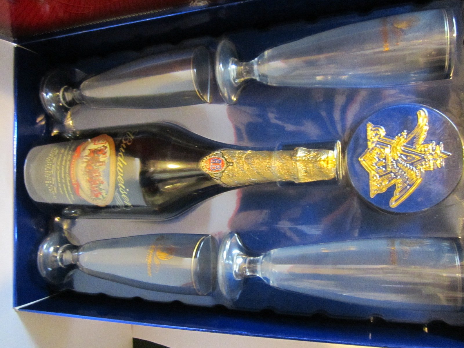 Amazon.com | budweiser limited edition bottle set: Beer Glasses