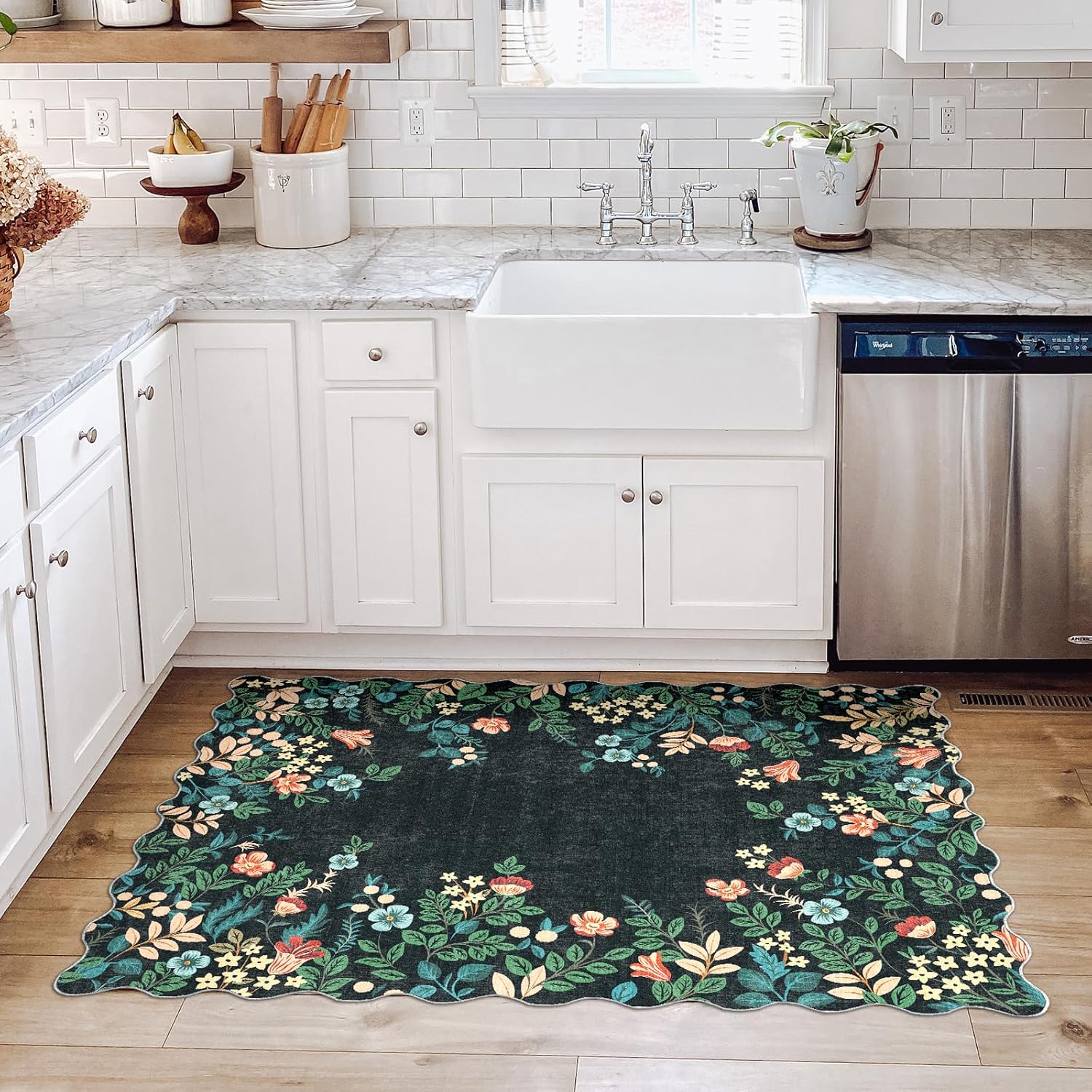Washable Boho Bedroom Rug - 3x5 Black Vintage Floral Area Rug Farmhouse Botanical Flower Non-Slip Entry Rug Indoor Door Mat Soft Small Throw Rugs for Living Room Entryway Bedside