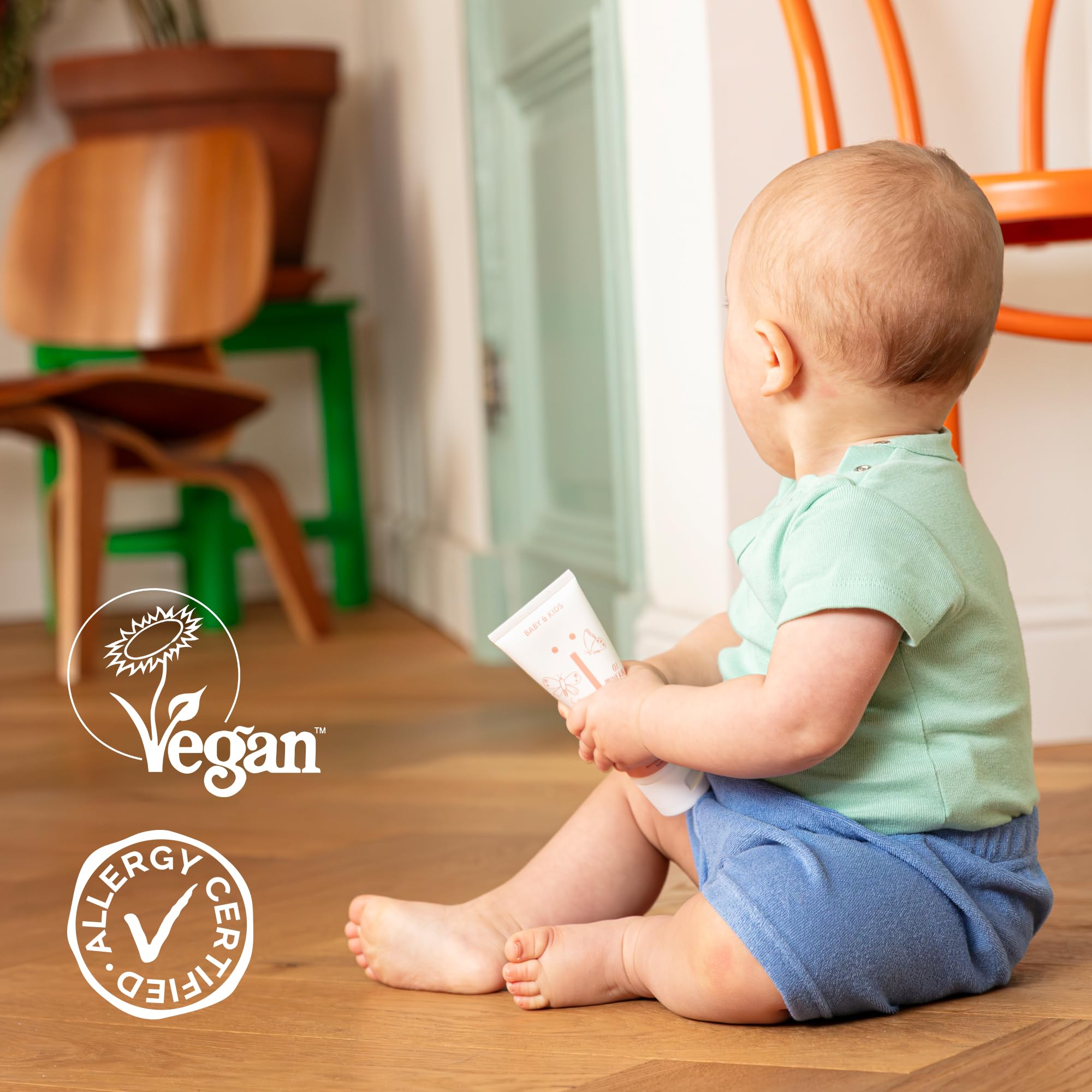 Naïf - Talco per bambini - 100% naturale a base di riso - Adatto ai neonati - 0% profumo - Dermatologicamente testato - Di origine naturale-80 g