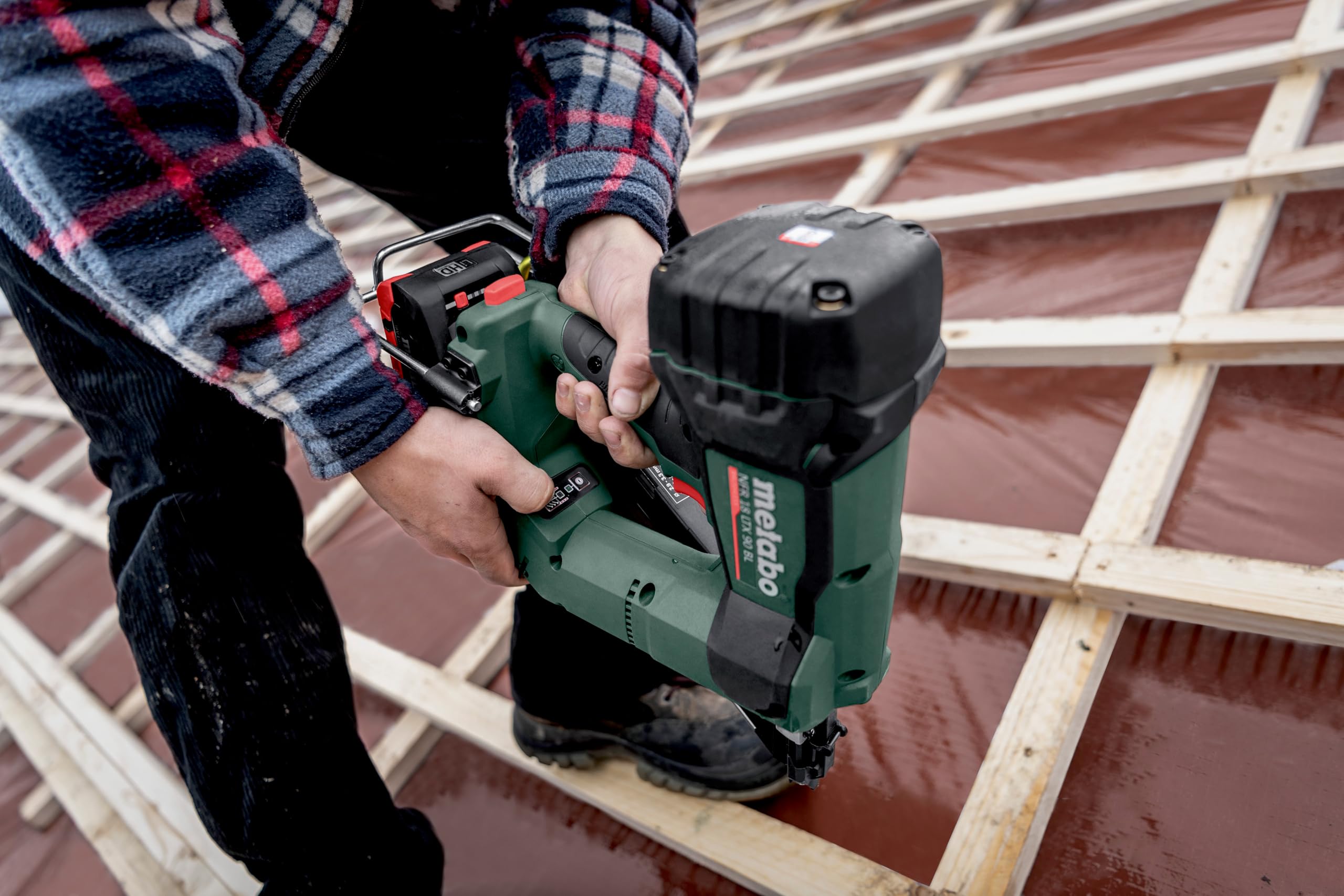 Metabo akumulatorowy gwoździarka NFR 18 LTX 90 BL – 612090840 – 18 V – Z technologią uderzenia pneumatycznego do wszechstronnych prac podłogowych i montażowych – Bez akumulatora i ładowarki