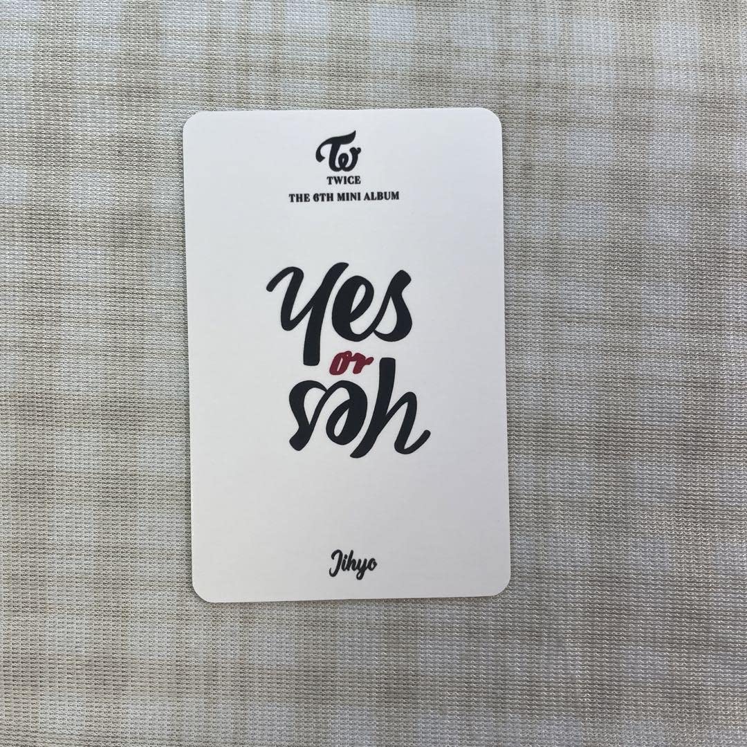 TWICE ジヒョ サノクトレカ Amazon.co.jp: TWICE yes or yes サノクトレカ ジヒョ フォト