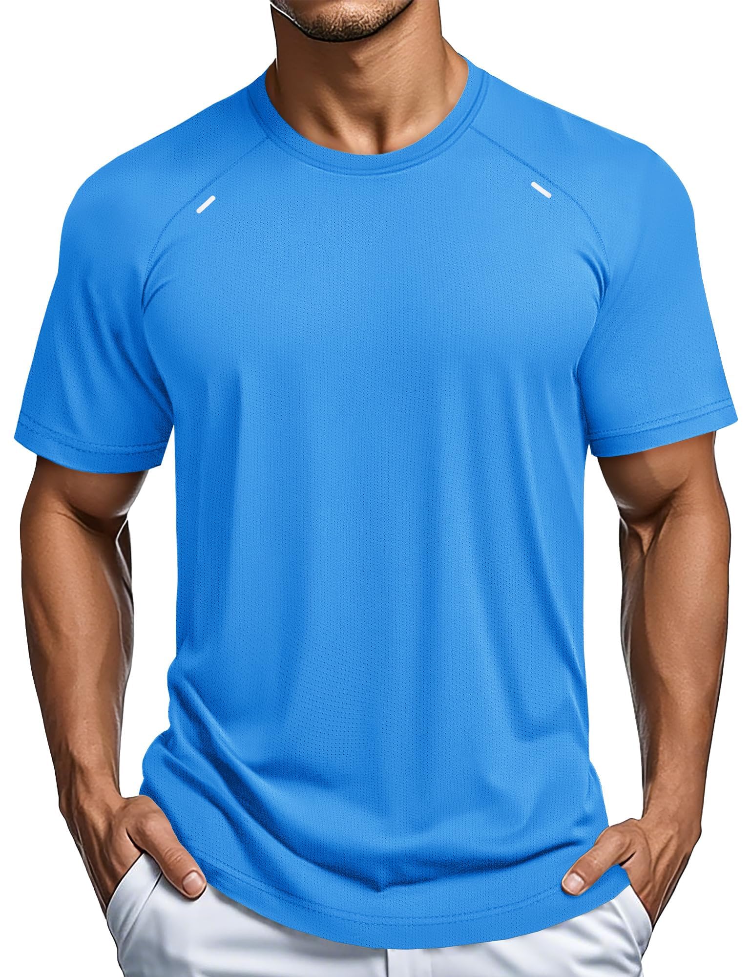 MAGCOMSEN Herren Sportshirt Atmungsaktive Funktionsshirt Schnelltrocknende Laufshirt Sommer Sportbekleidung Leicht Gym Shirt mit Reflektierender Streifen