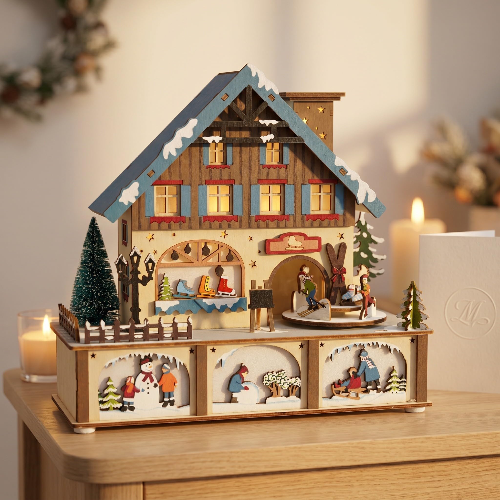 Adorno Navideño de Madera con Luces Led, Casa Pequeña para Decoración de Invierno, Diseño Intrincado y Acabado Artesanal para Centro de Mesa en Navidad