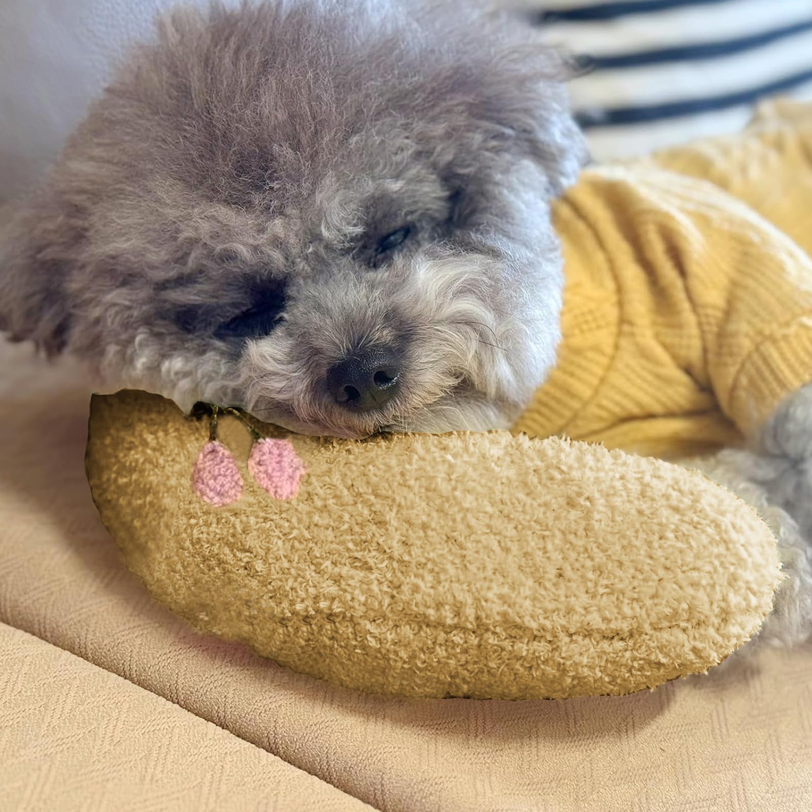 1 coussin de nuque pour petits chiens, en forme de U, coussin de cou doux et moelleux, améliore le relief en machine à dormir, lavable en machine, jouet apaisant (jaune)