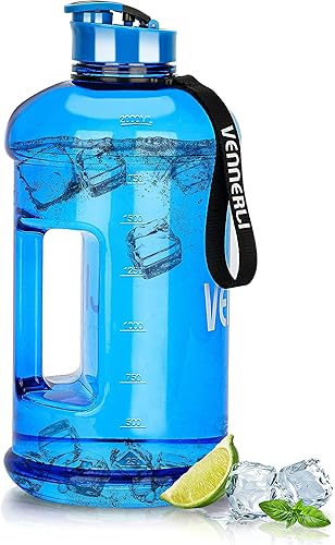 VENNERLI Botella de agua de medio galón de 2.2 L grande para deportes con asa, 74 onzas, sin BPA, reutilizable, de plástico, a prueba de fugas, para
