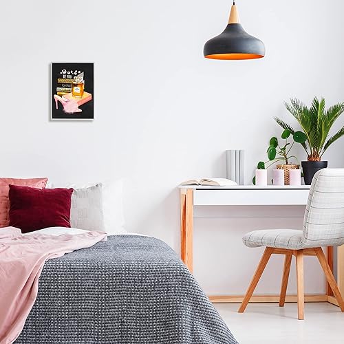 Miniatura 2 de Stupell Industries Botella de perfume motivacional Be You con tacón de pompón esponjoso, diseño de Ziwei Li