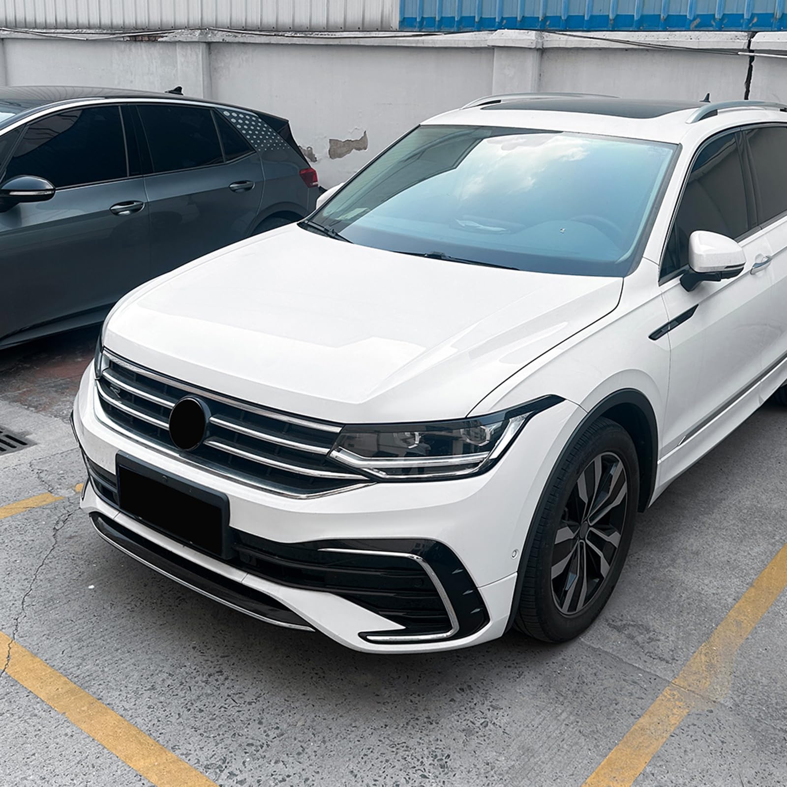Frontscheinwerfer Augenbrauen Zierleisten Augenlider Dekor für VW Tiguan MK2.5 2021-2023 Schwarz