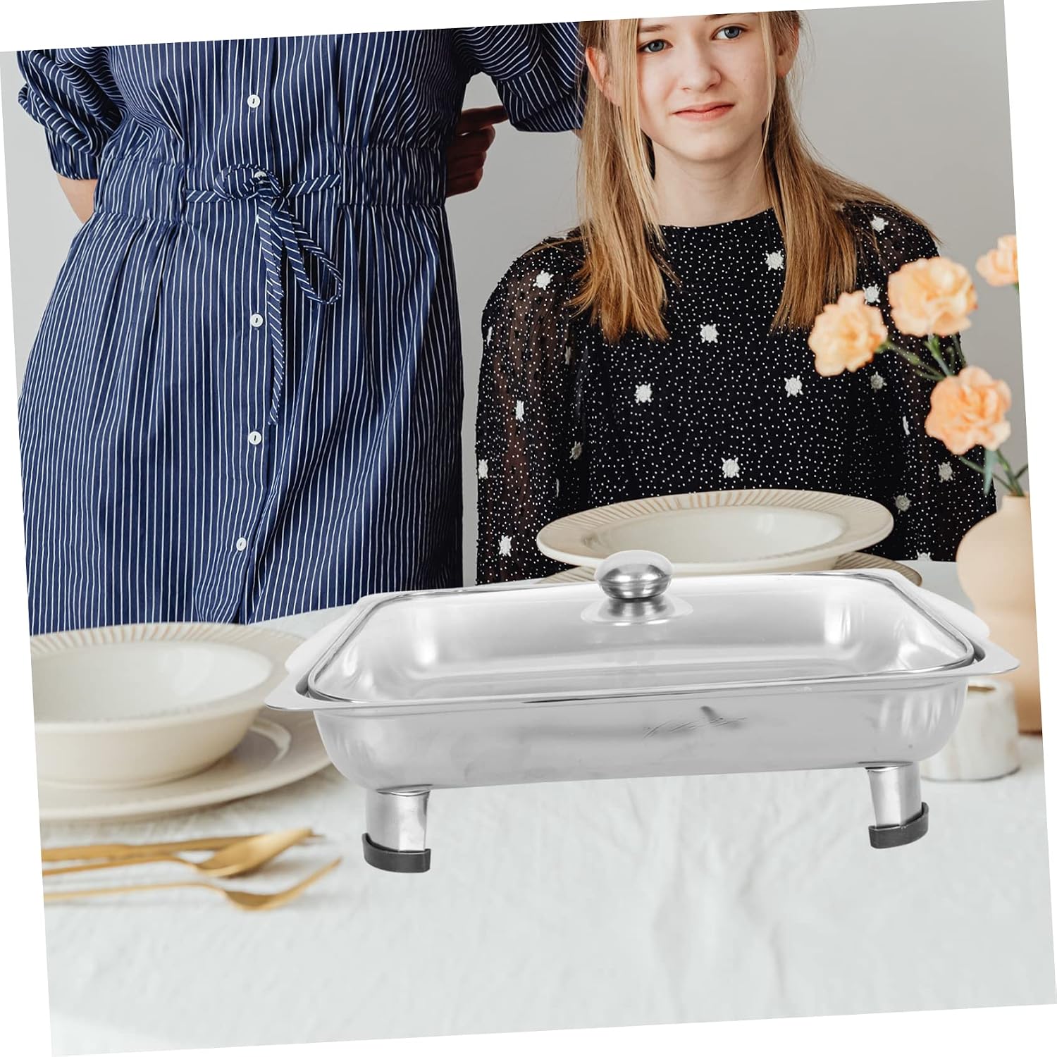 LIFKOME Buffet Server Stainless Steel Covered Tray with Transparent Lid Large Capacity Rectangular Canteen Tray for Parties and Events Easy to Clean and Practical Design