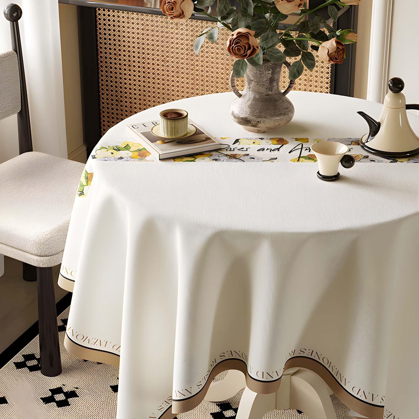 Nappe florale vintage en velours de qualité supérieure pour table ronde chic