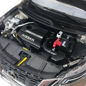 PAUDI製　日産エクストレイル　1:18 ミニカー Amazon.co.jp: ミニカー スケールモデルカー 1:18 スケール日産